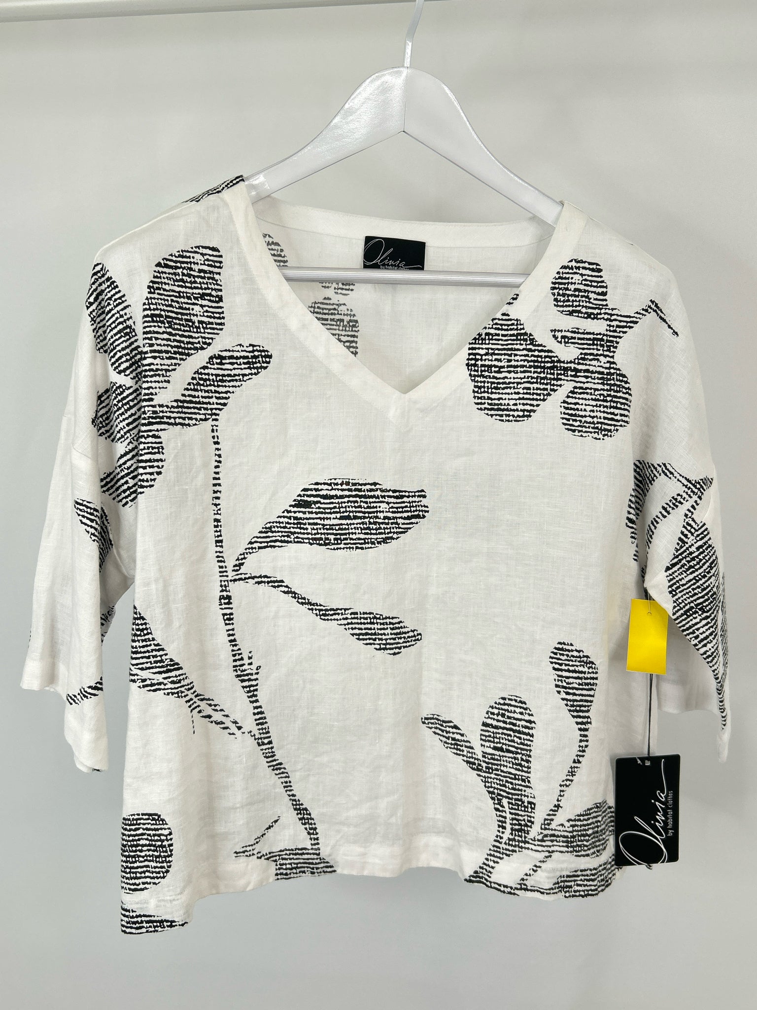 OLIVIA BY HABITAT CLOTHES Size S White and black Women Top