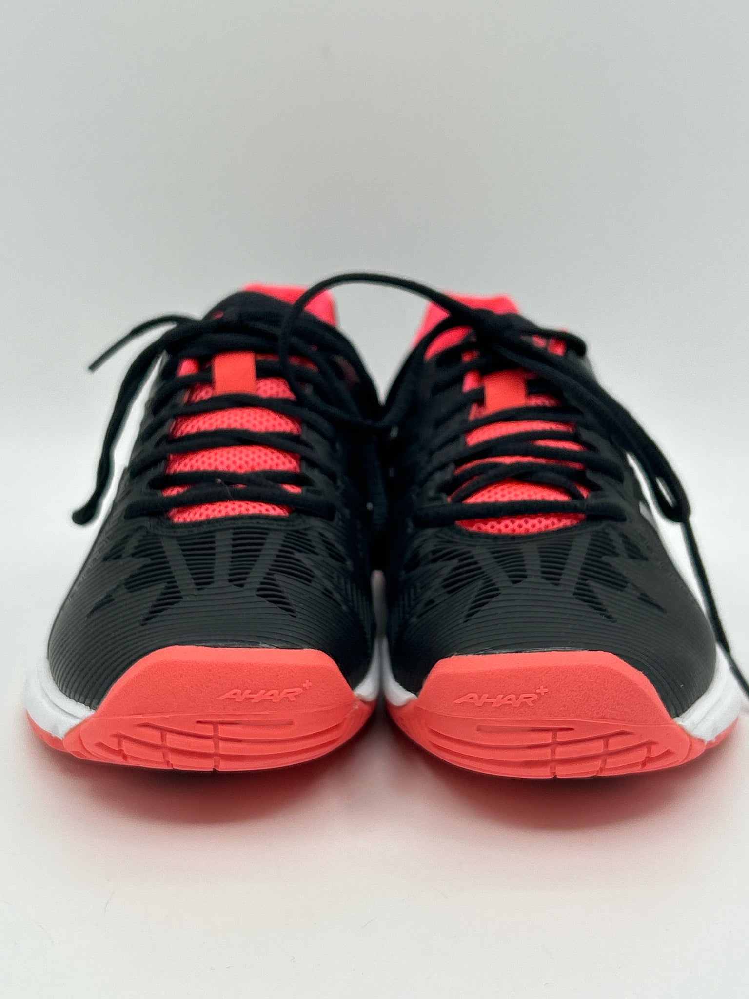 ASICS Size 7 black & pink Women Sneakers