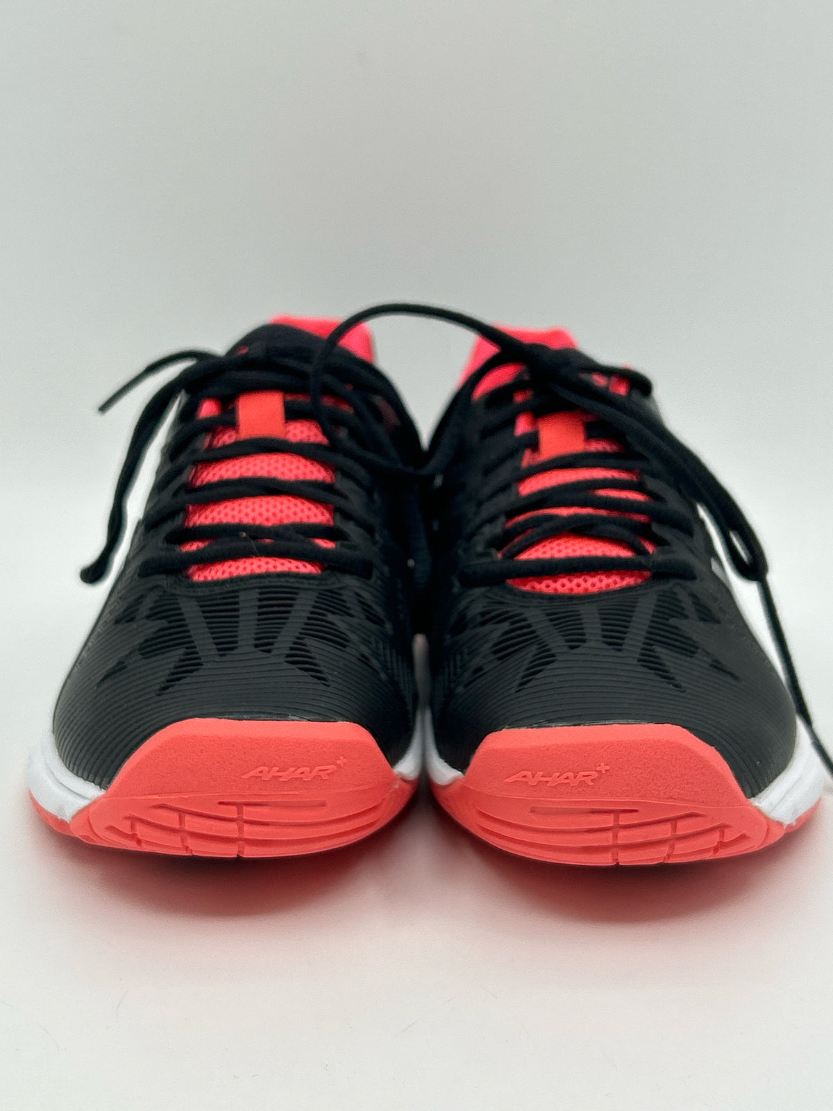 ASICS Size 7 black & pink Women Sneakers