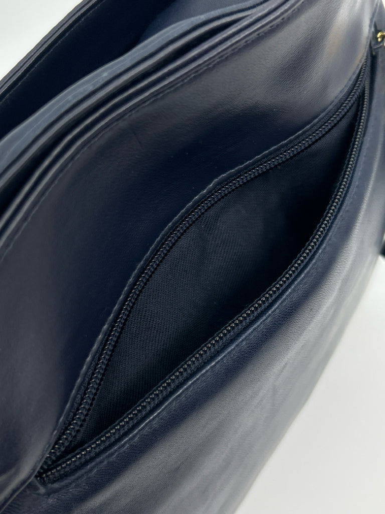 SERETA Navy Women's Italian Leather Purse NWT