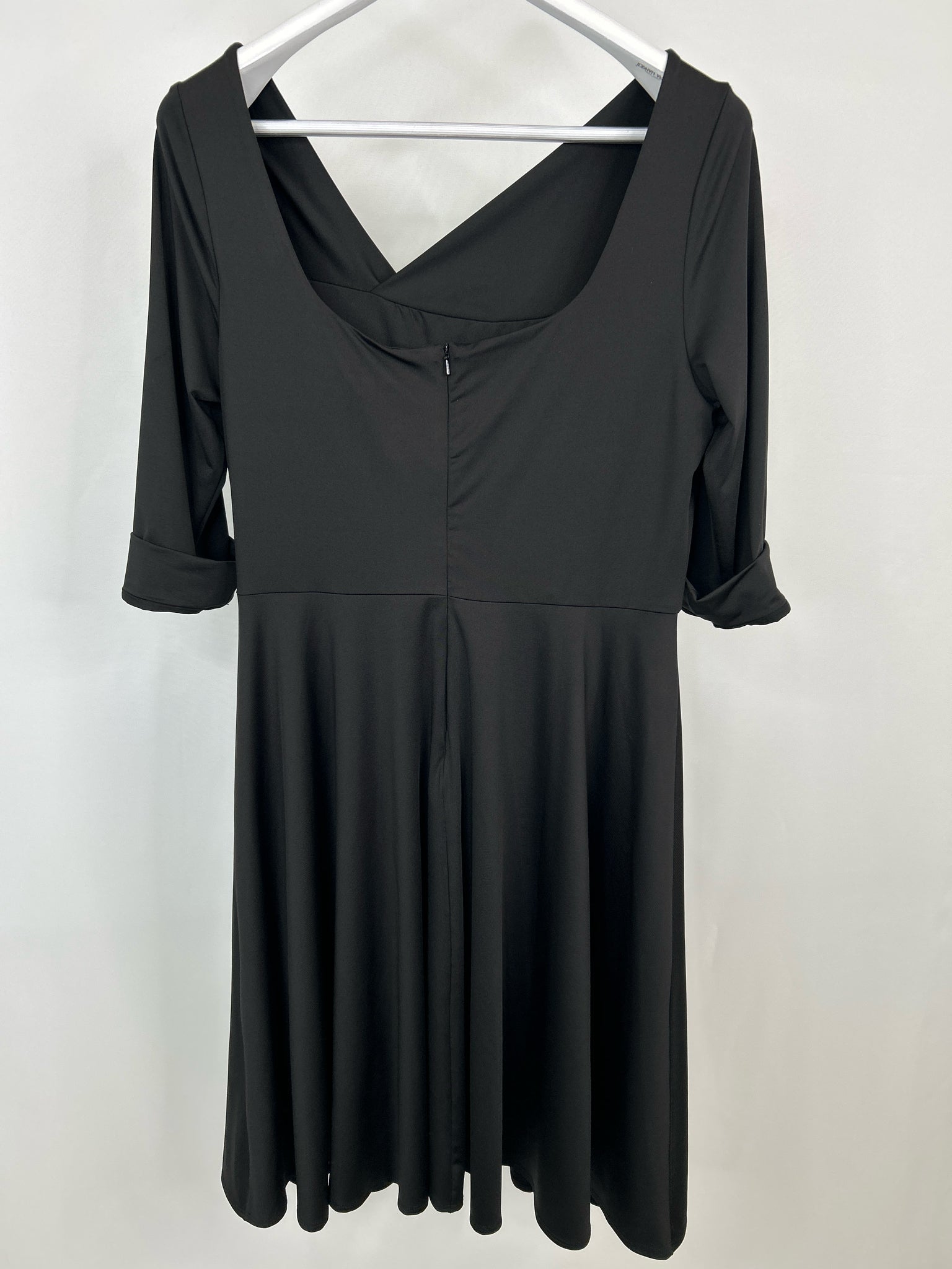 BLACK HALO NWT Size 14 Black Women Dress