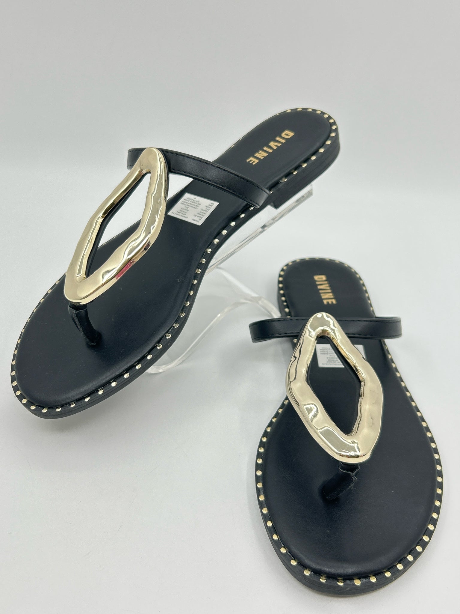 DIVINE Size 40/9 Black Women Sandal