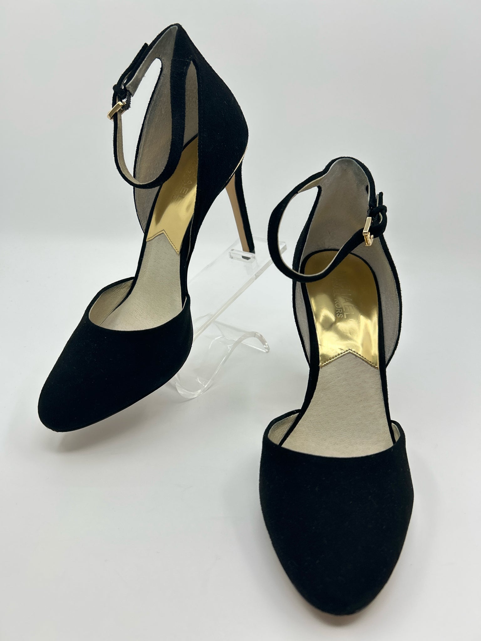 MICHAEL MICHAEL KORS Size 8.5M Black Women Pumps
