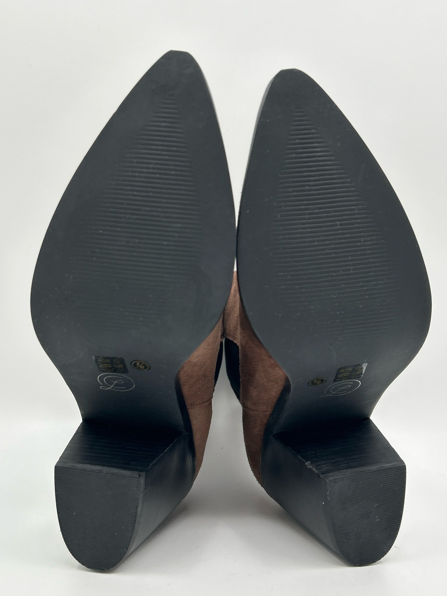CHINESE LAUNDRY Size 9 Brown and Black Women Booties