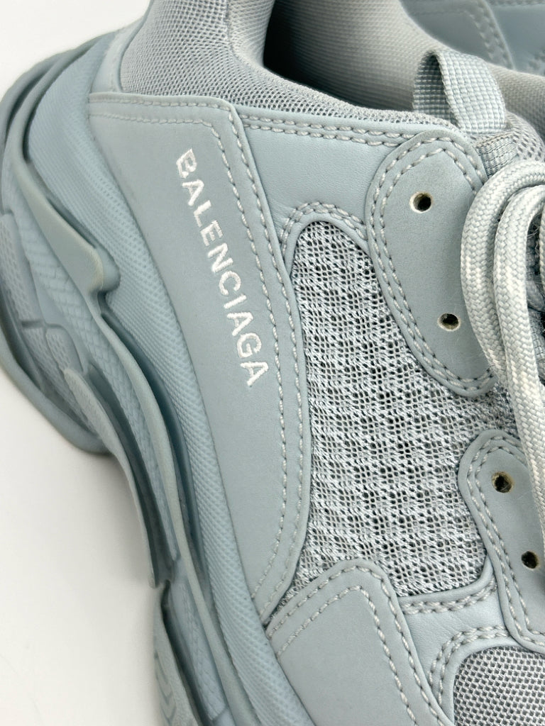 BALENCIAGA Size 39 Baby Blue Sneakers