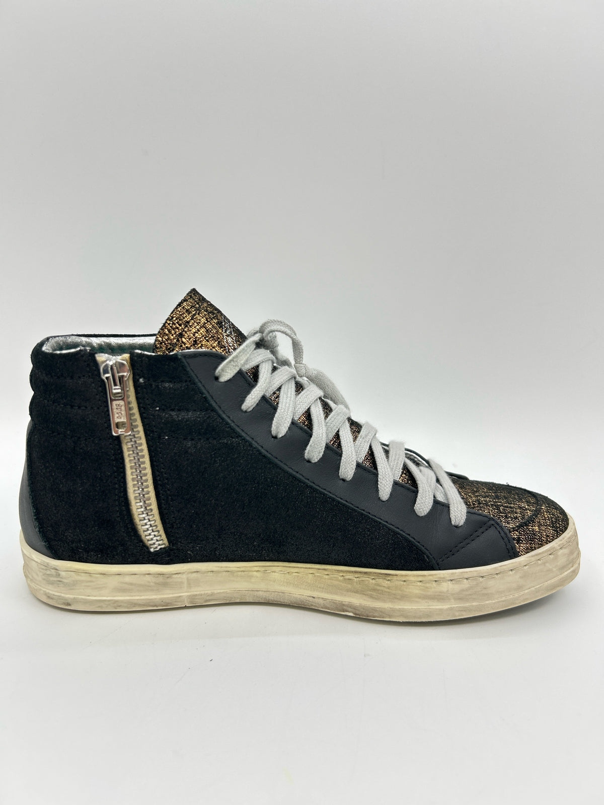 P448 Size 38 Black Women Sneakers