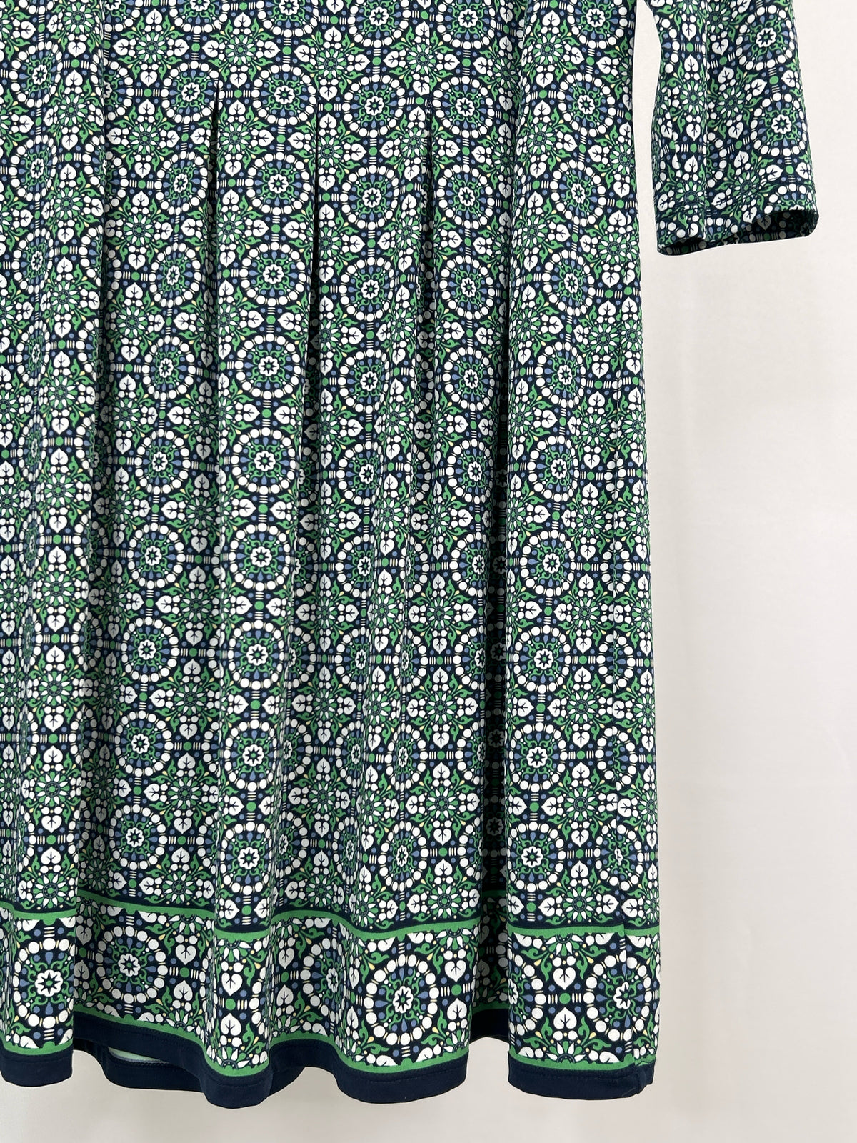 MAX STUDIO Size XL NAVY AND GREEN Women Dress