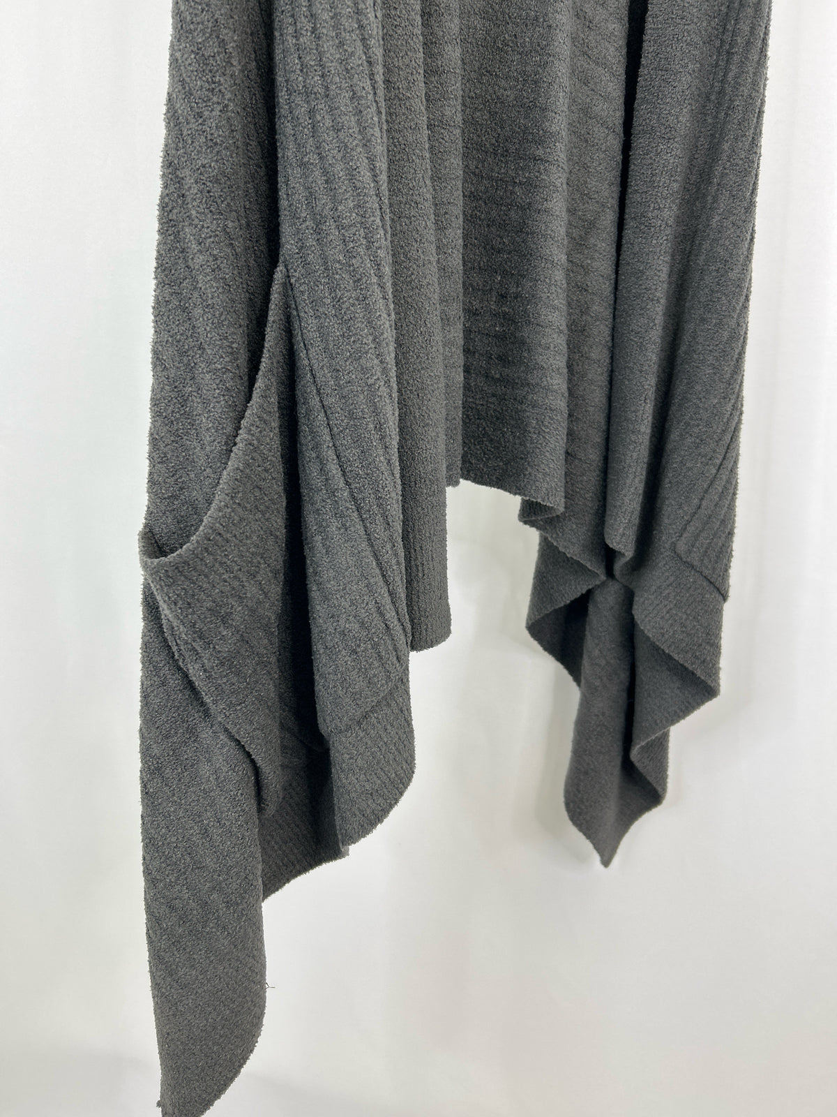 BAREFOOT DREAMS Size One Size Grey Women Wrap