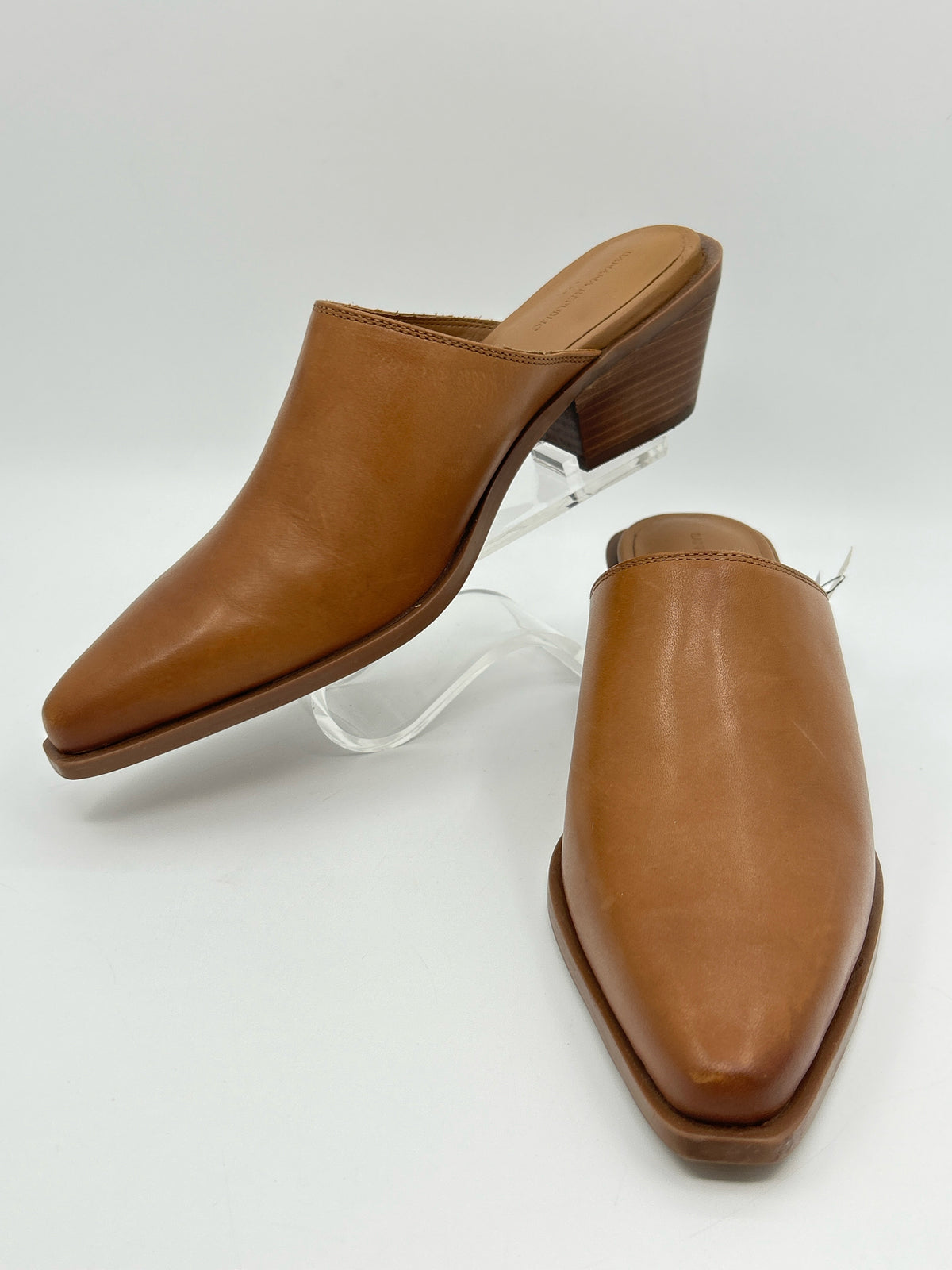 BANANA REPUBLIC Factory Size 8.5 Tan Women Shoes