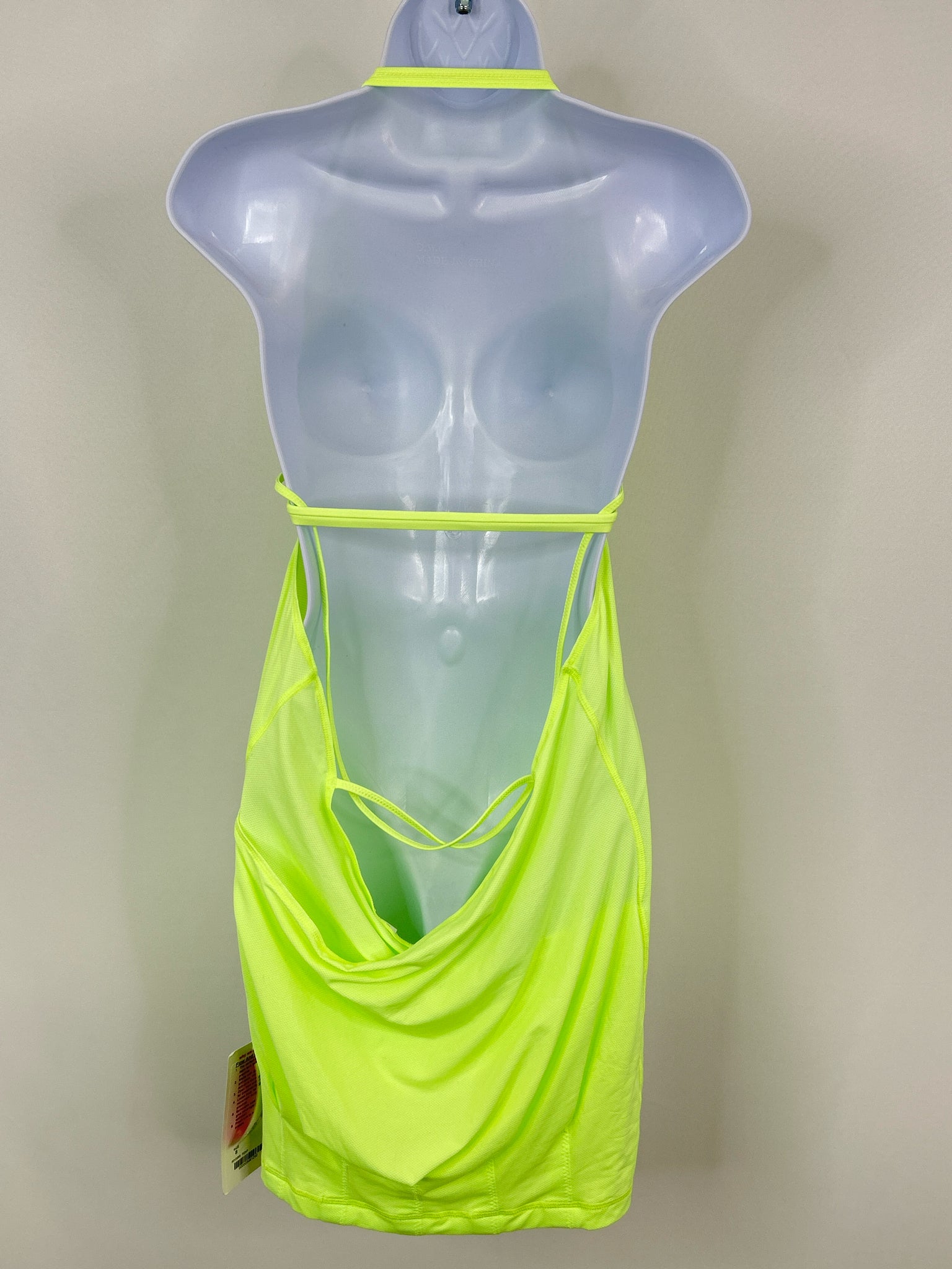 LULULEMON Size 8 NEON LIME Women Workout Top