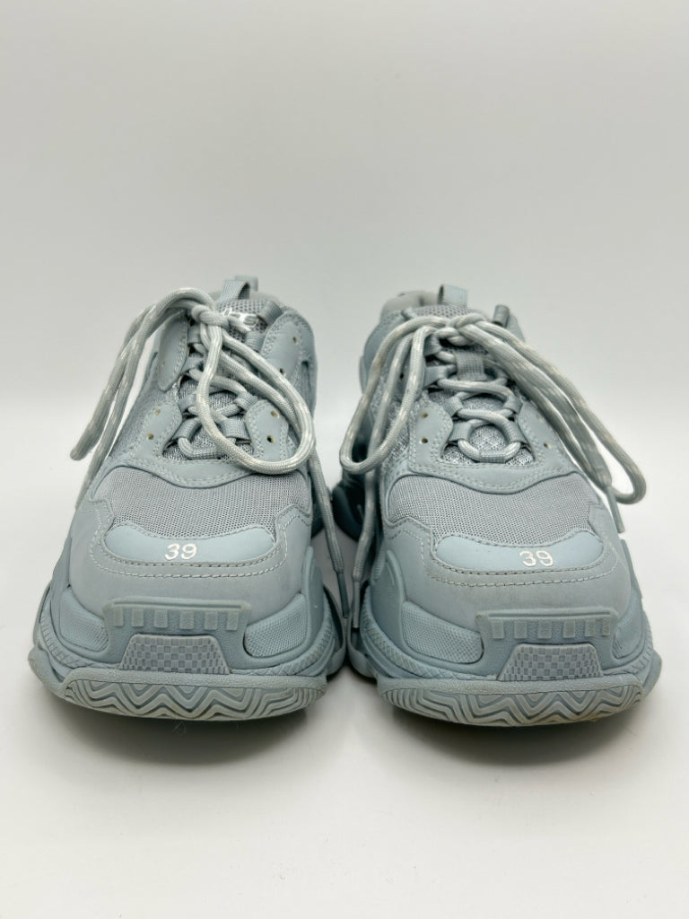 BALENCIAGA Size 39 Baby Blue Sneakers