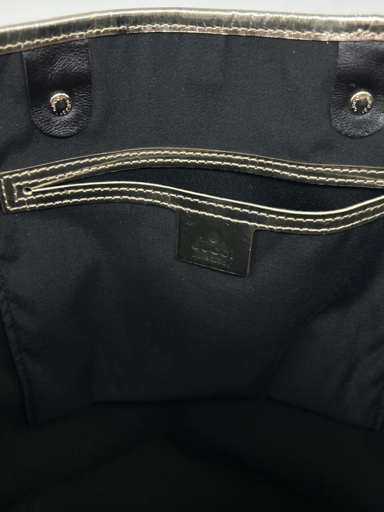 GUCCI Ivory GG Supreme Joy Tote