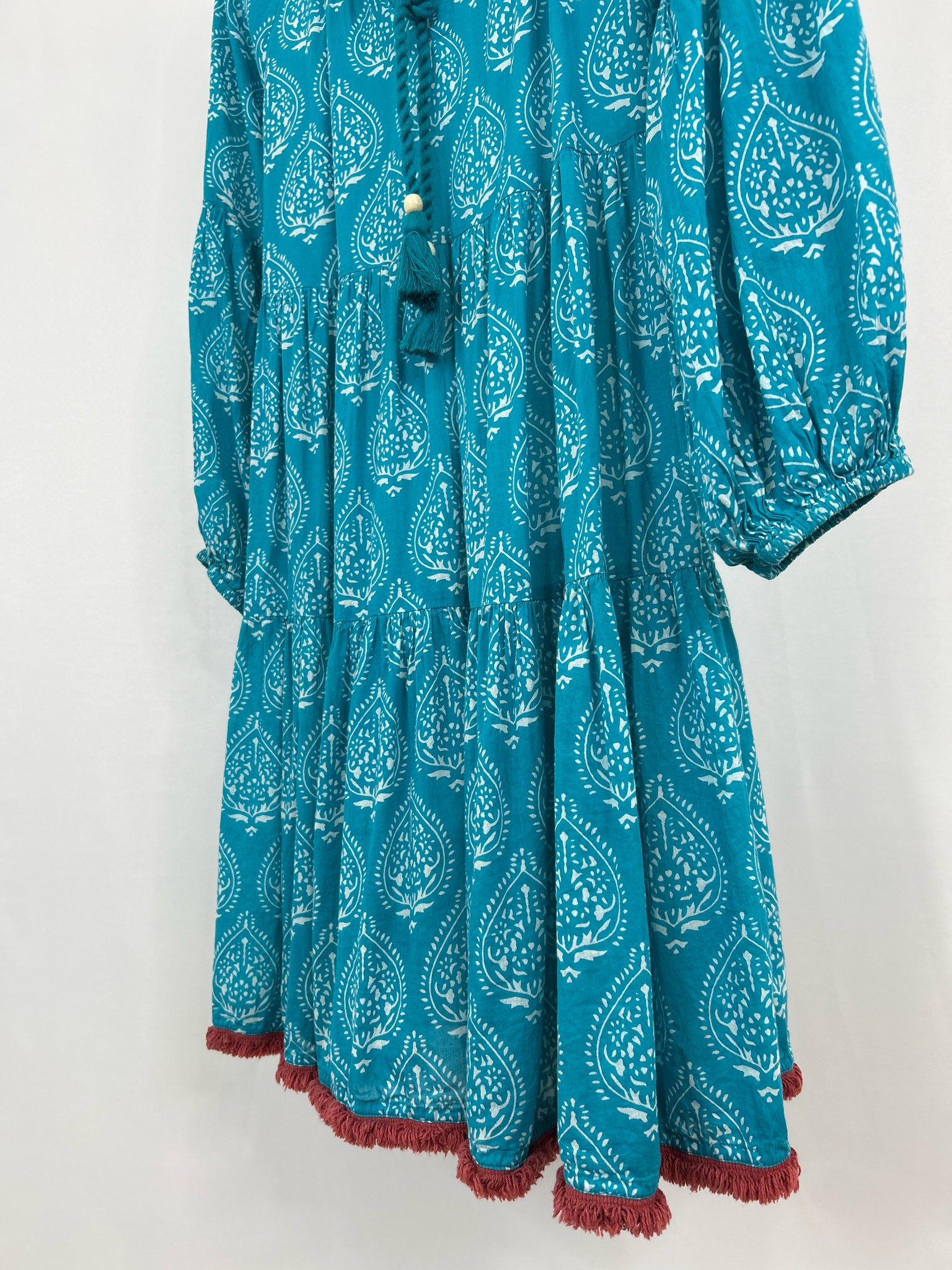 TUCKERNUCK Size M TEAL AND WHITE Women Dress
