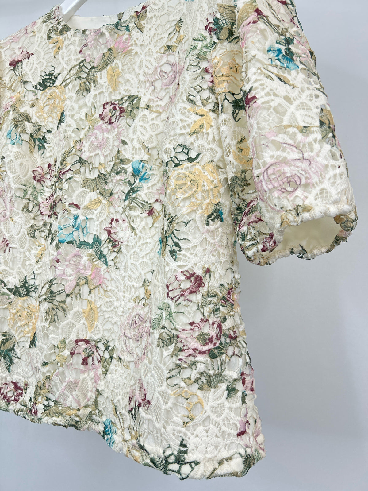 NANETTE LEPORE Size M White Floral Women Top