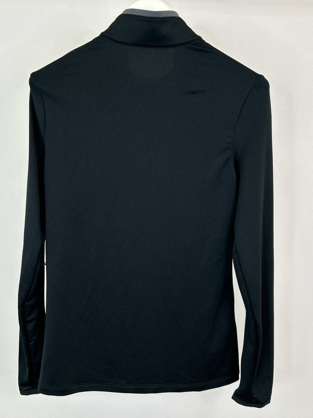 NIKE NWT Size M Black Women Pullover