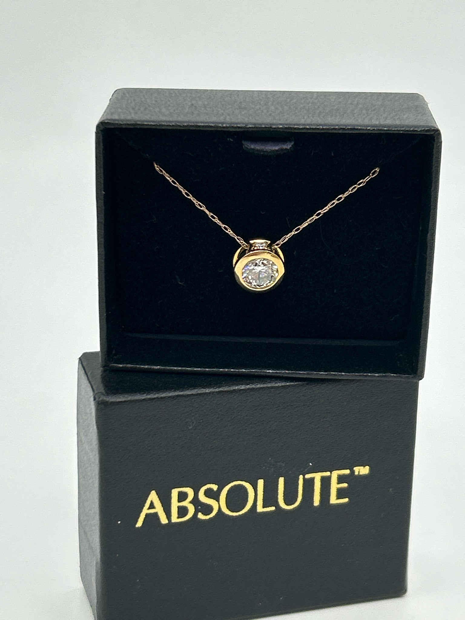 ABSOLUTE NIB Gold Necklace