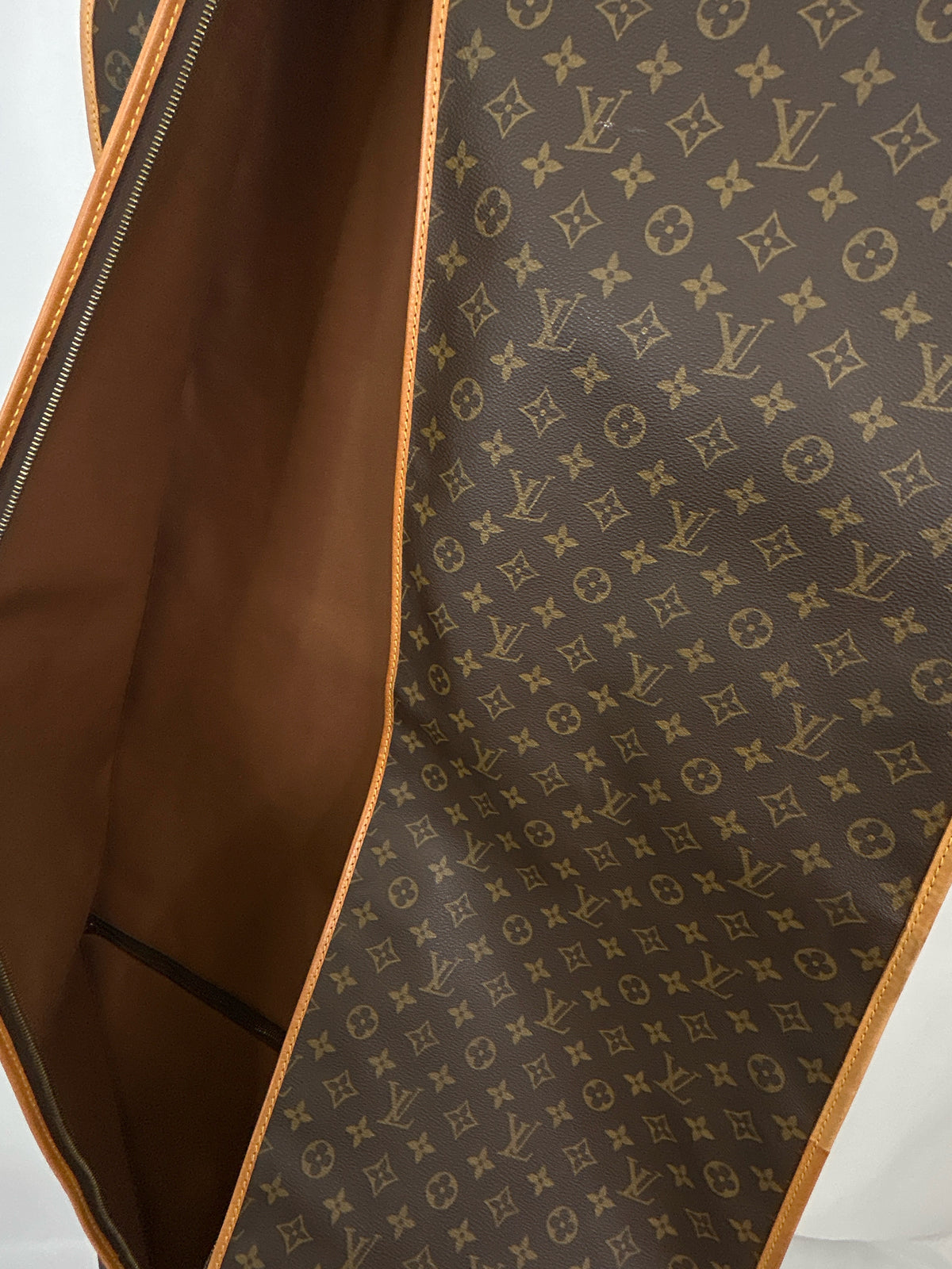 LOUIS VUITTON BROWN MONOGRAM Garment Bag