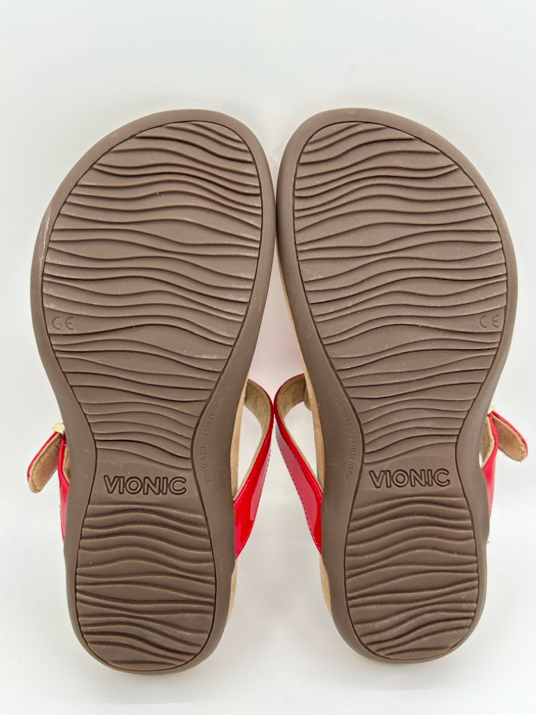 VIONIC Size 8 Red Women's Sandal
