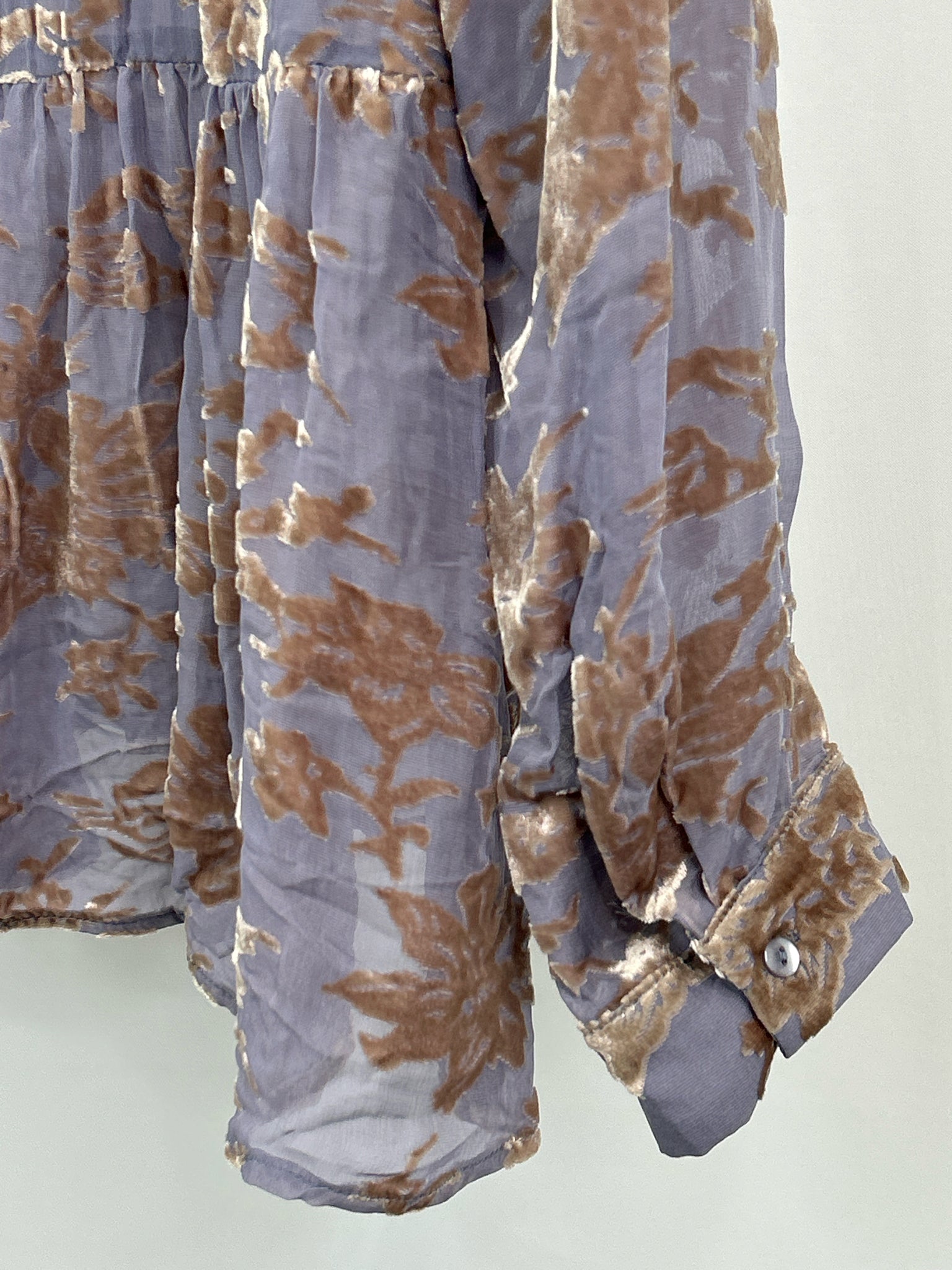 SUNDANCE Size L Purple Print Women Blouse