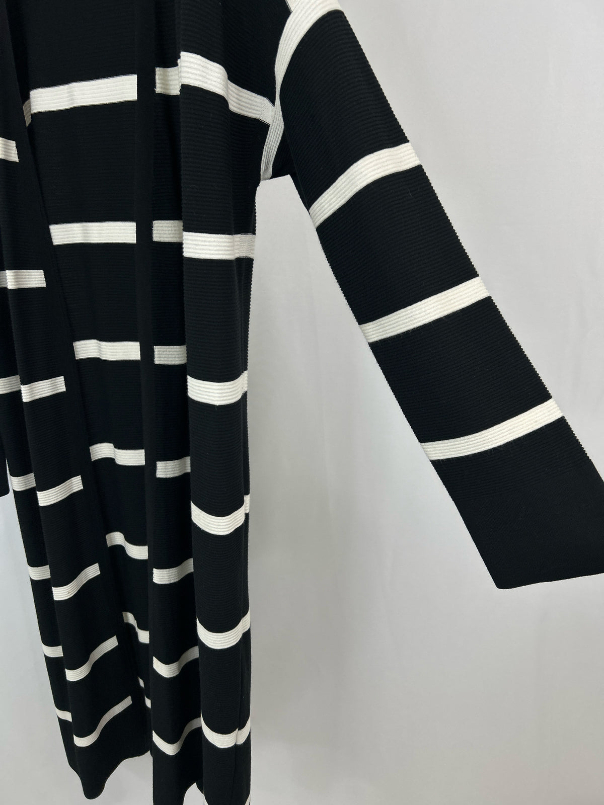 LAFAYETTE 148 Size L Black and White Women Cardigan