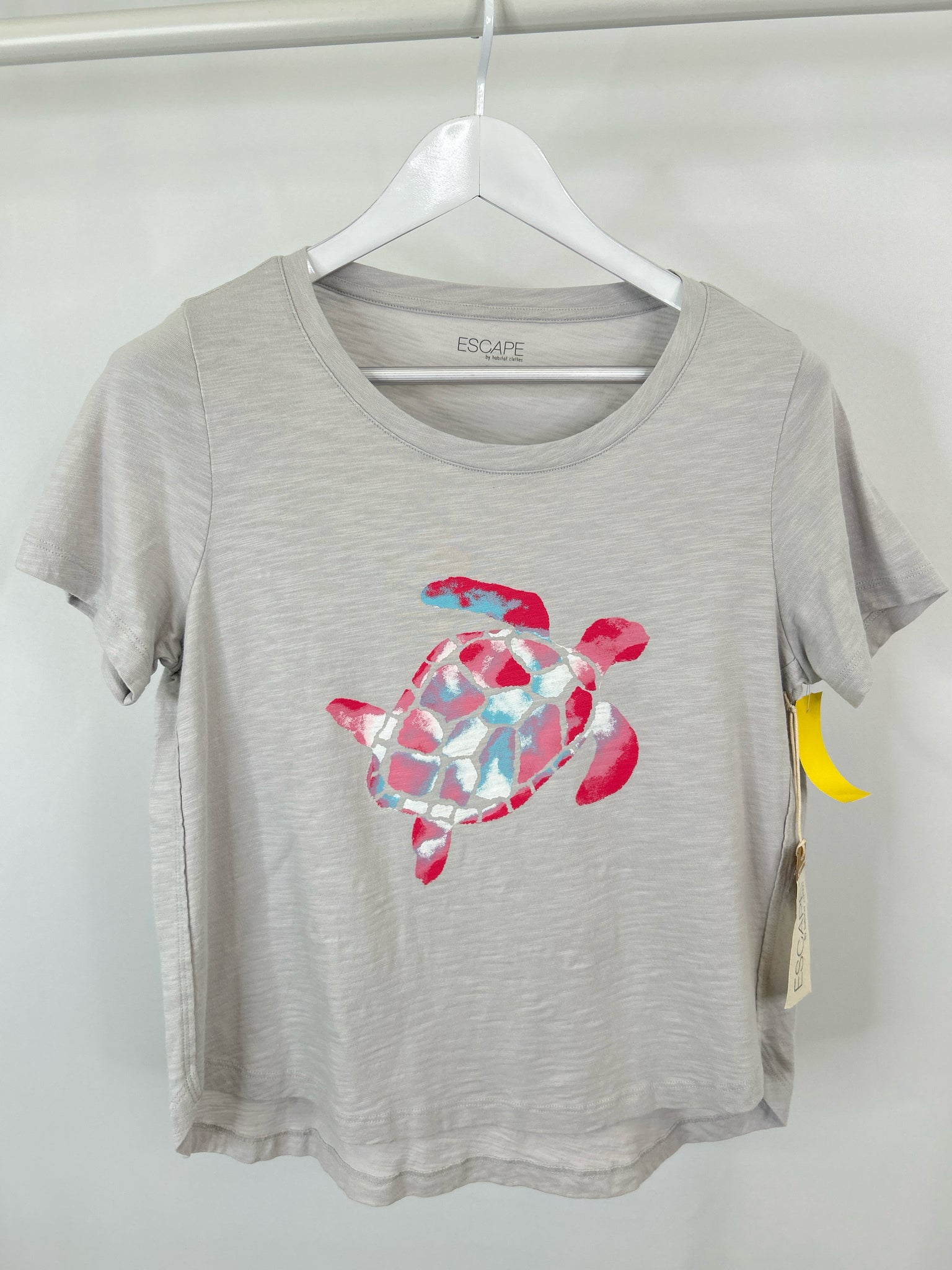 Escape by Habitat Clothes Size S lIGHT gRAY Women T-shirt