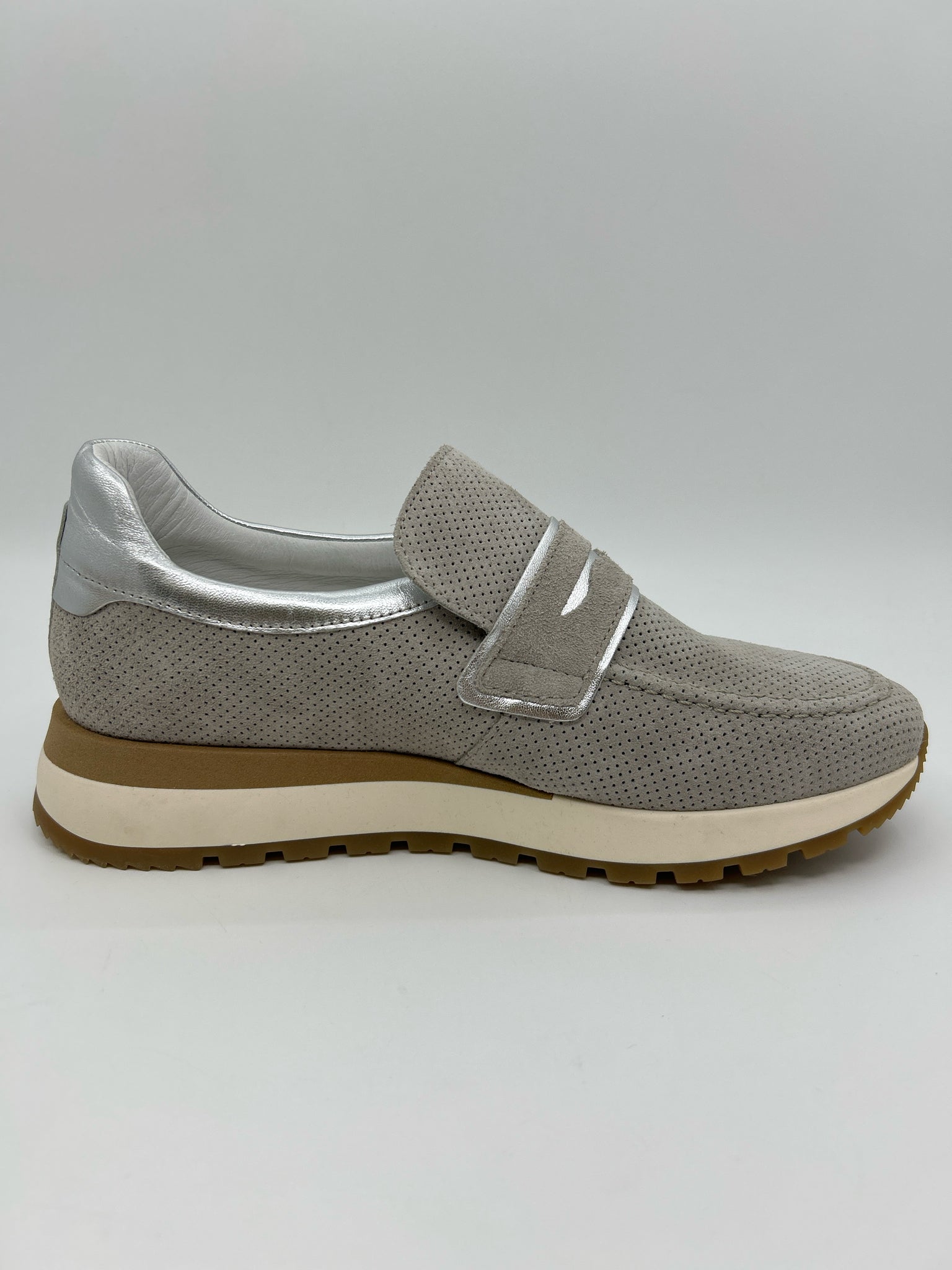 Vaddiao Size 41 Grey Women Loafer Sneaker