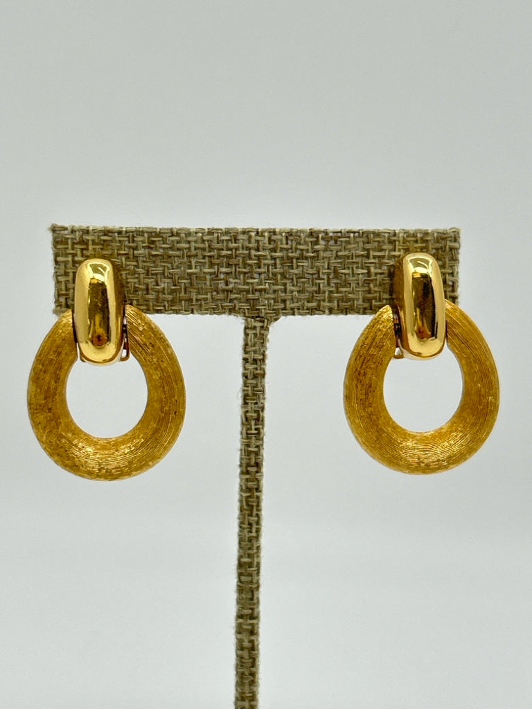 Chr.Dior Gold Women's Earrings