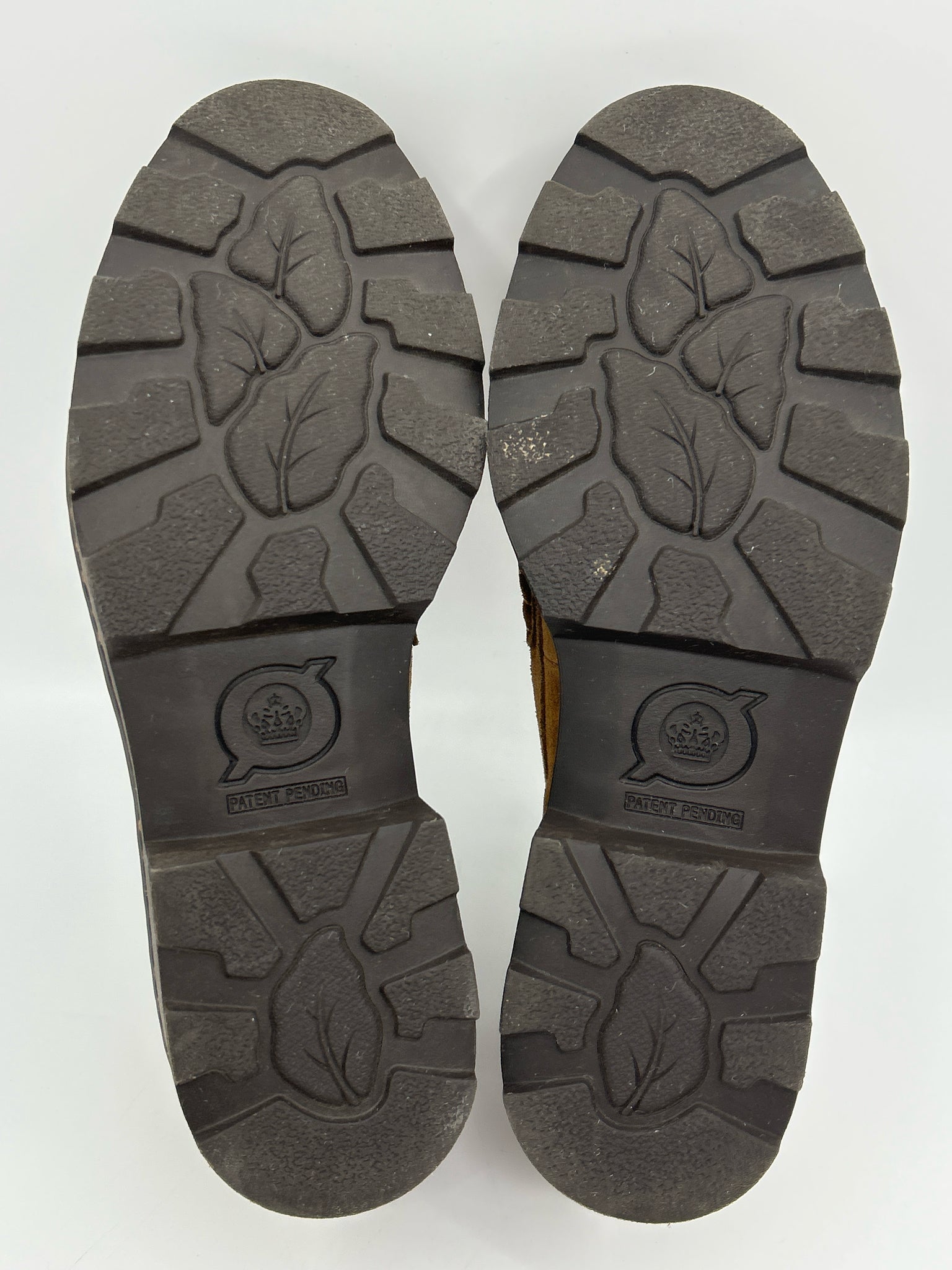 BORN Size 8M Brown Women Loafer