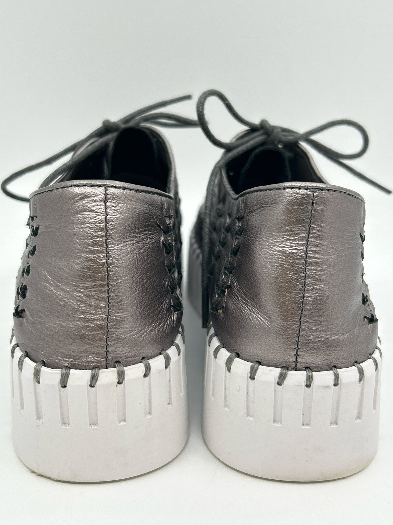 Silent D Size 7/7.5 Pewter Women Sneakers