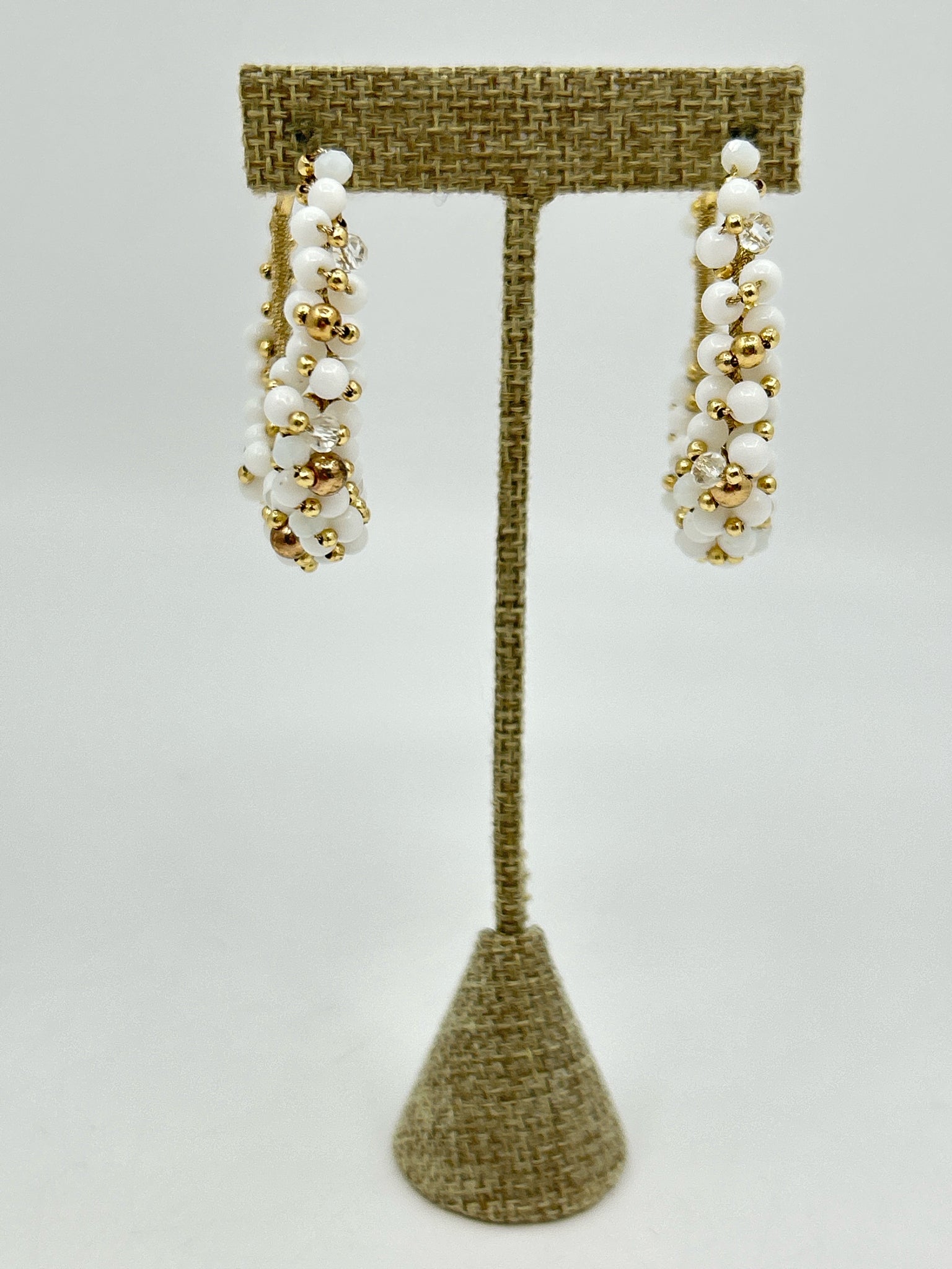 LILLY PULITZER NWT Gold and White Earrings