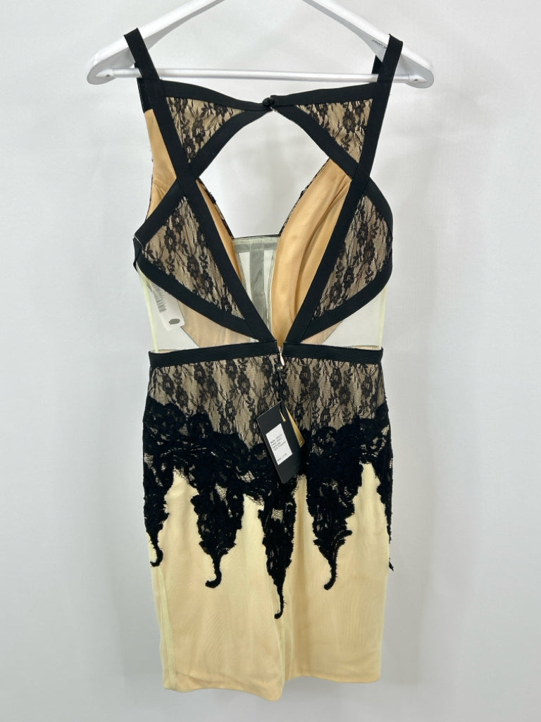 ALBERTO MAKALI Size 4 Ivory and Black Dress NWT