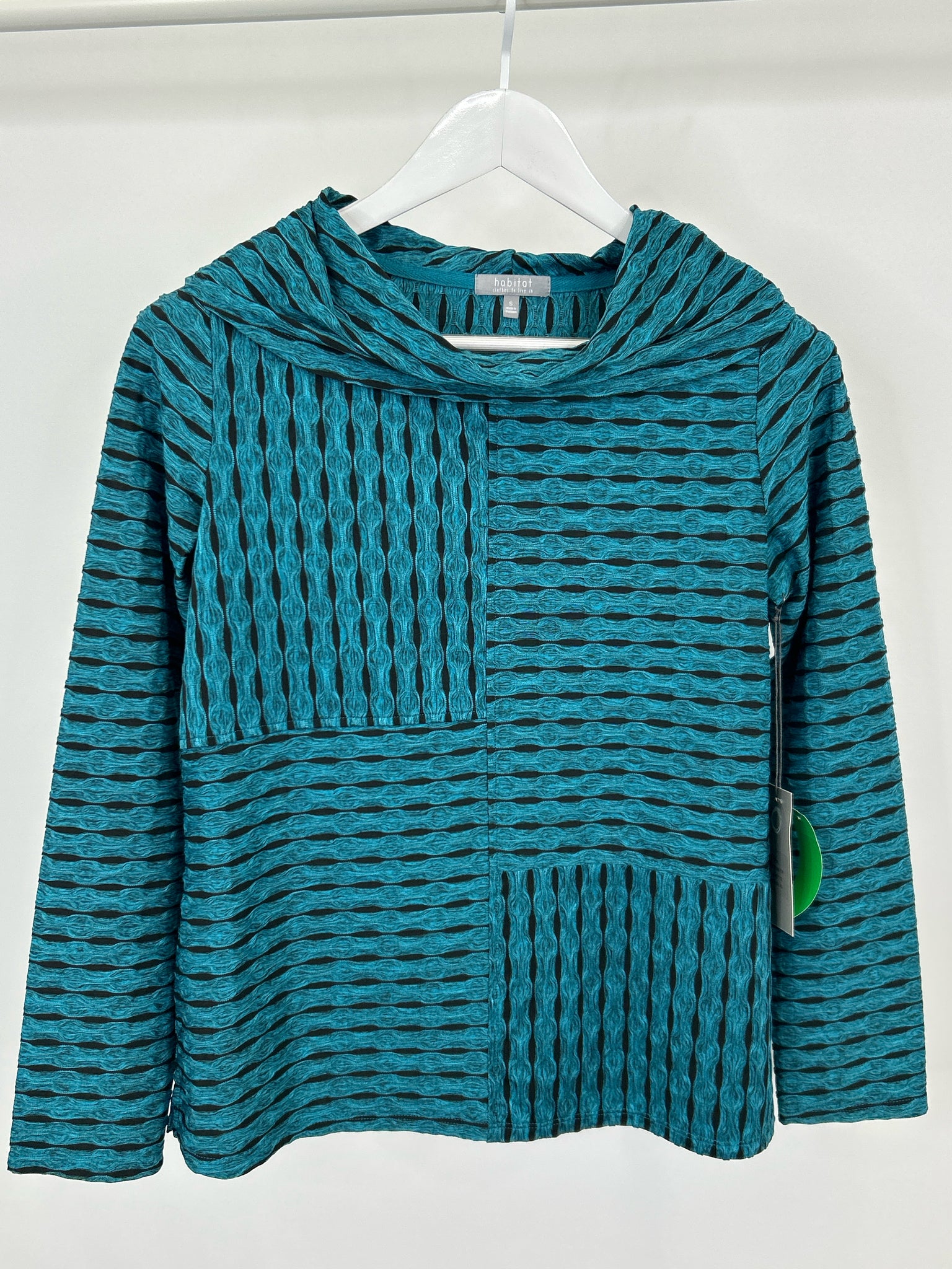 HABITAT Size S Teal and Black Women Top NWT