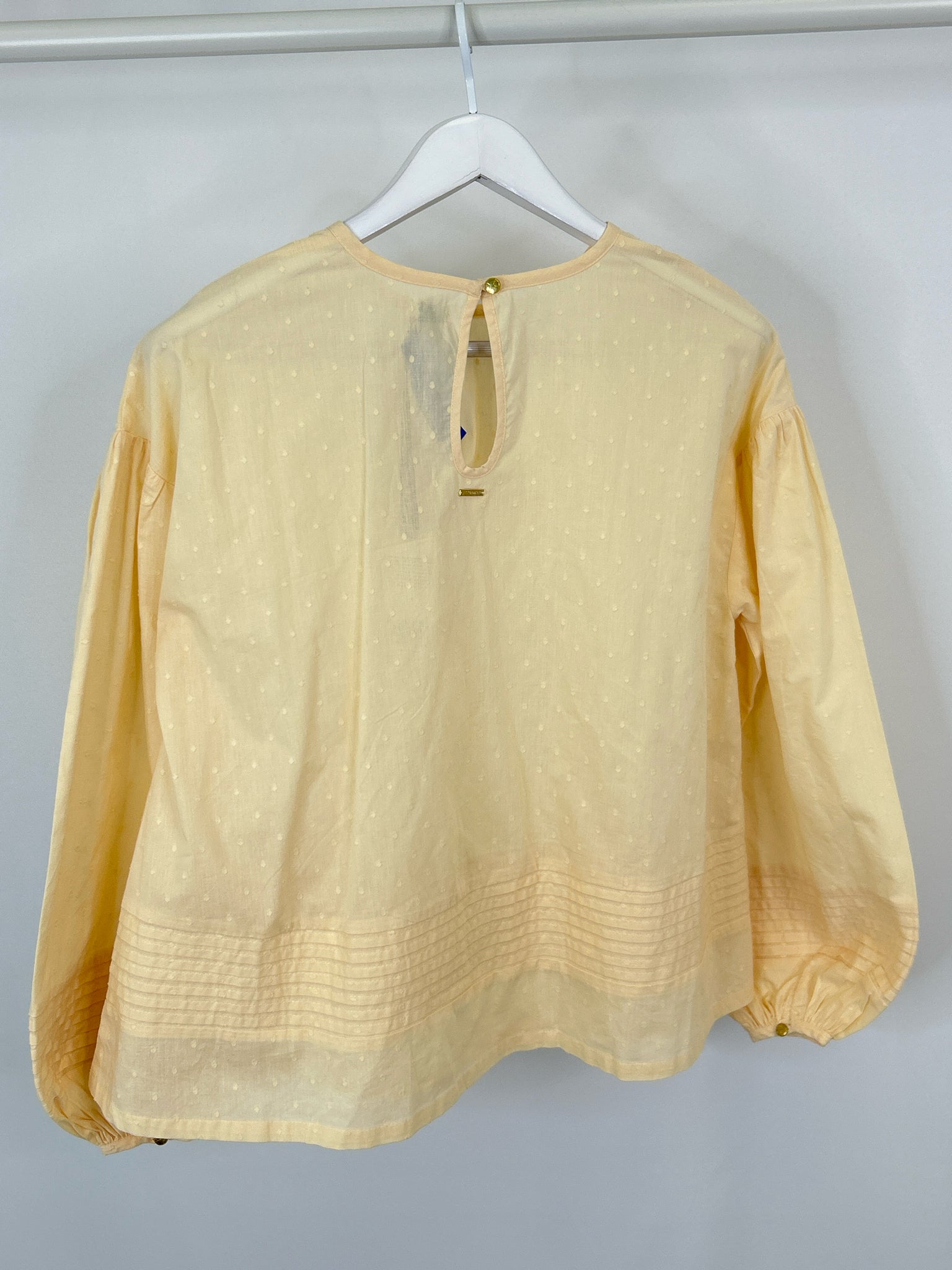 1 People Size M Cream Women Blouse