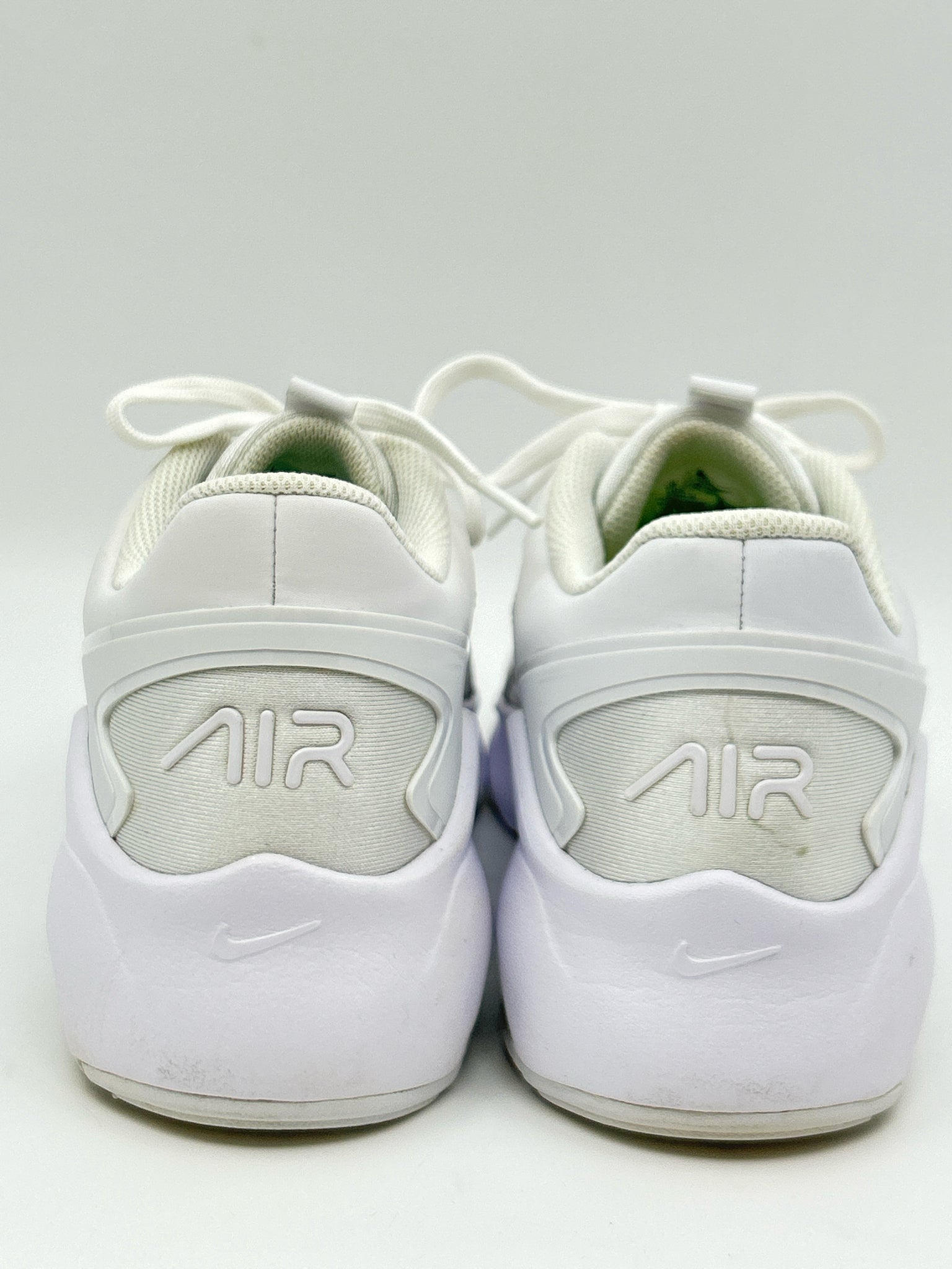 NIKE Size 10 White Women Sneakers