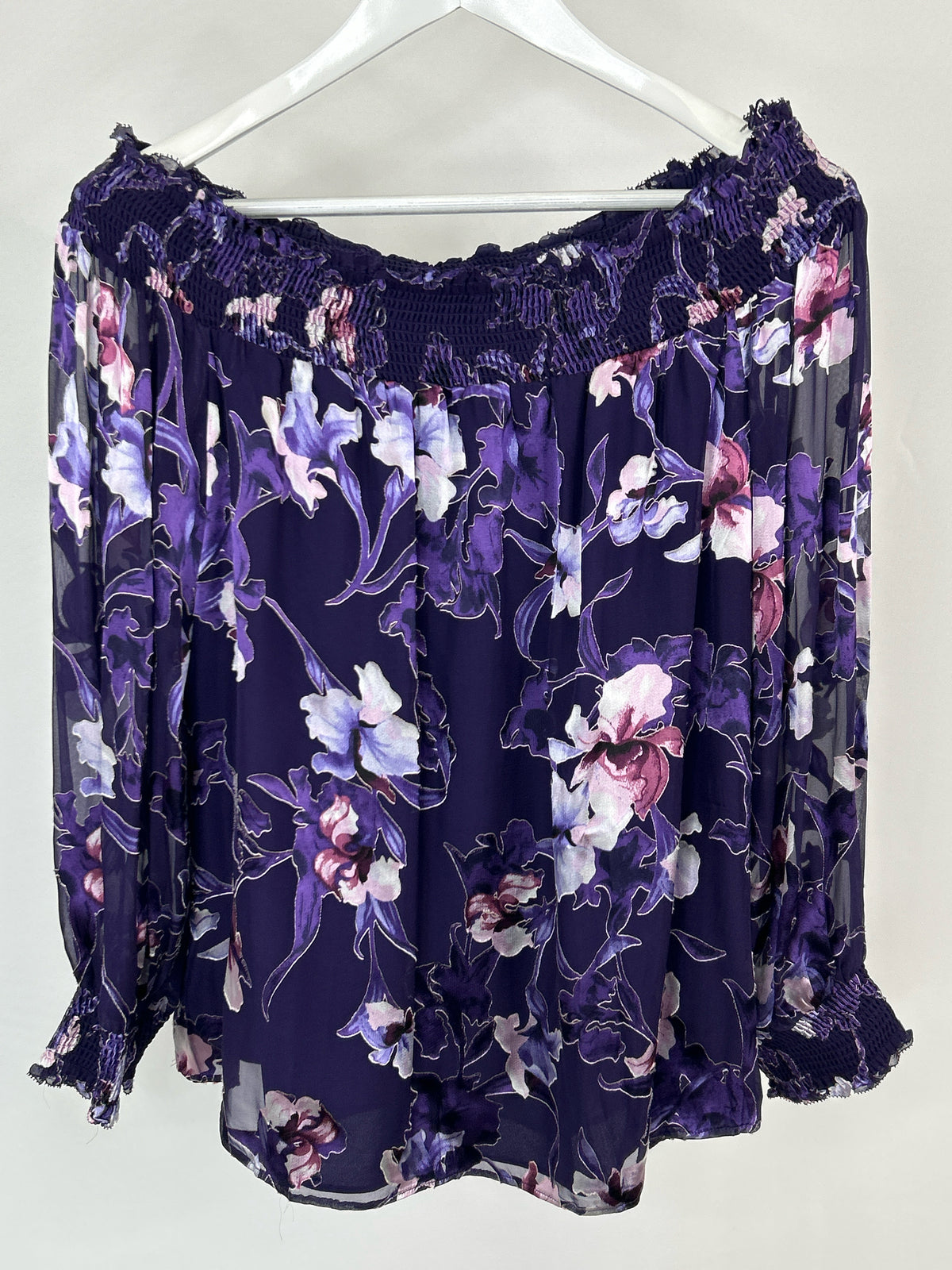 White House Black Market NWT Size L PURPLE FLORAL Women Top