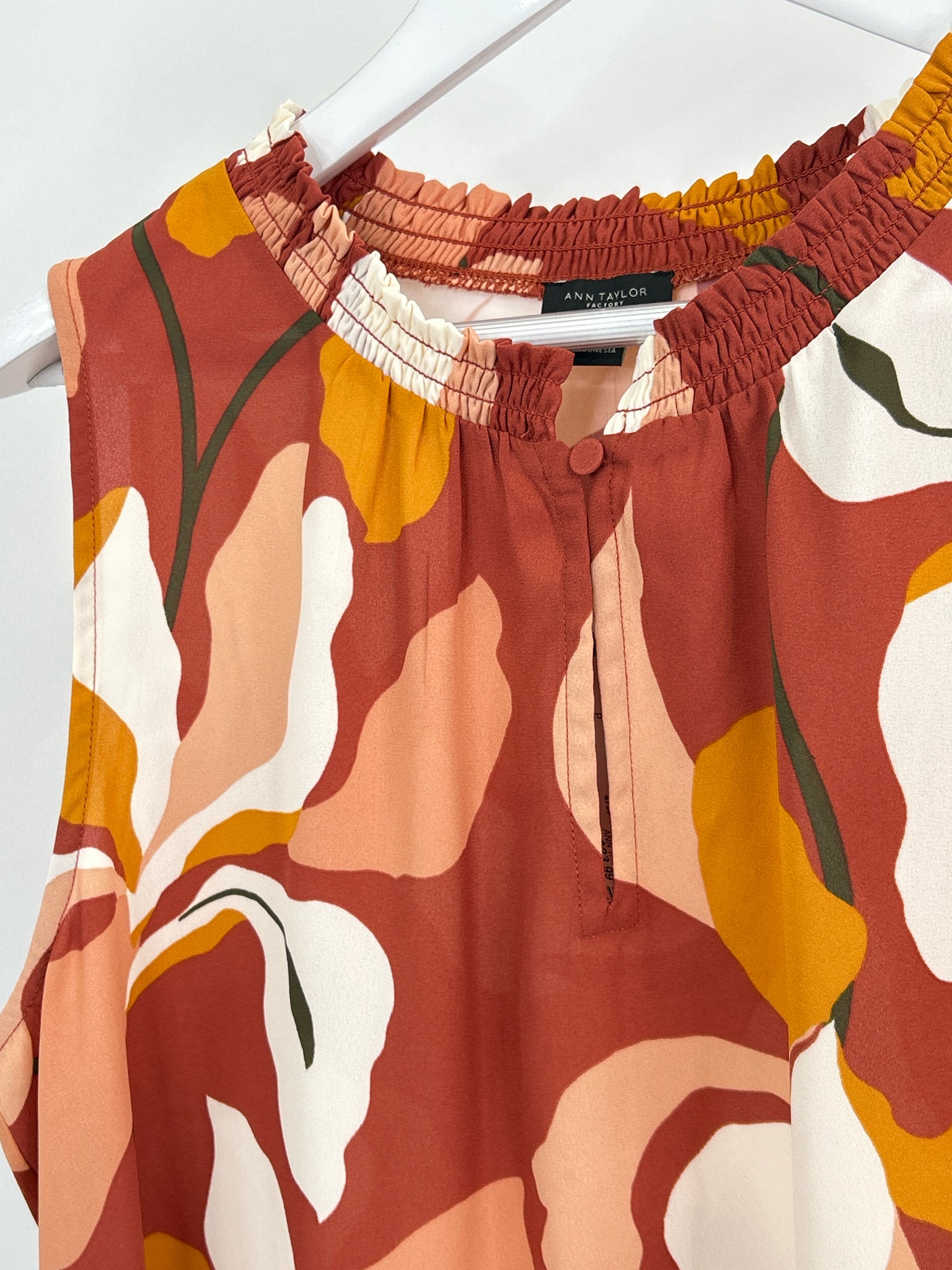 ANN TAYLOR FACTORY Size XL Rust Print Women Top