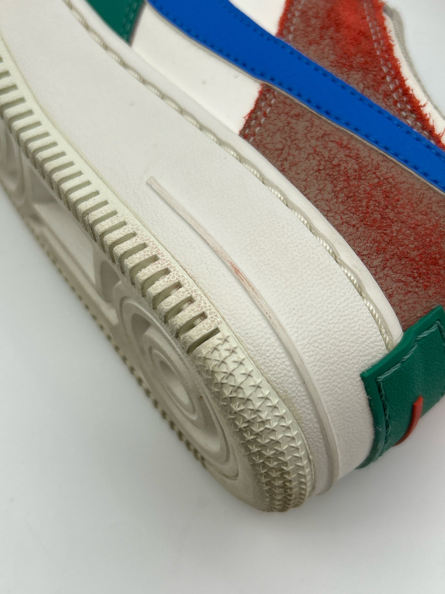 NIKE Size 7 Multi-Color Women Sneakers