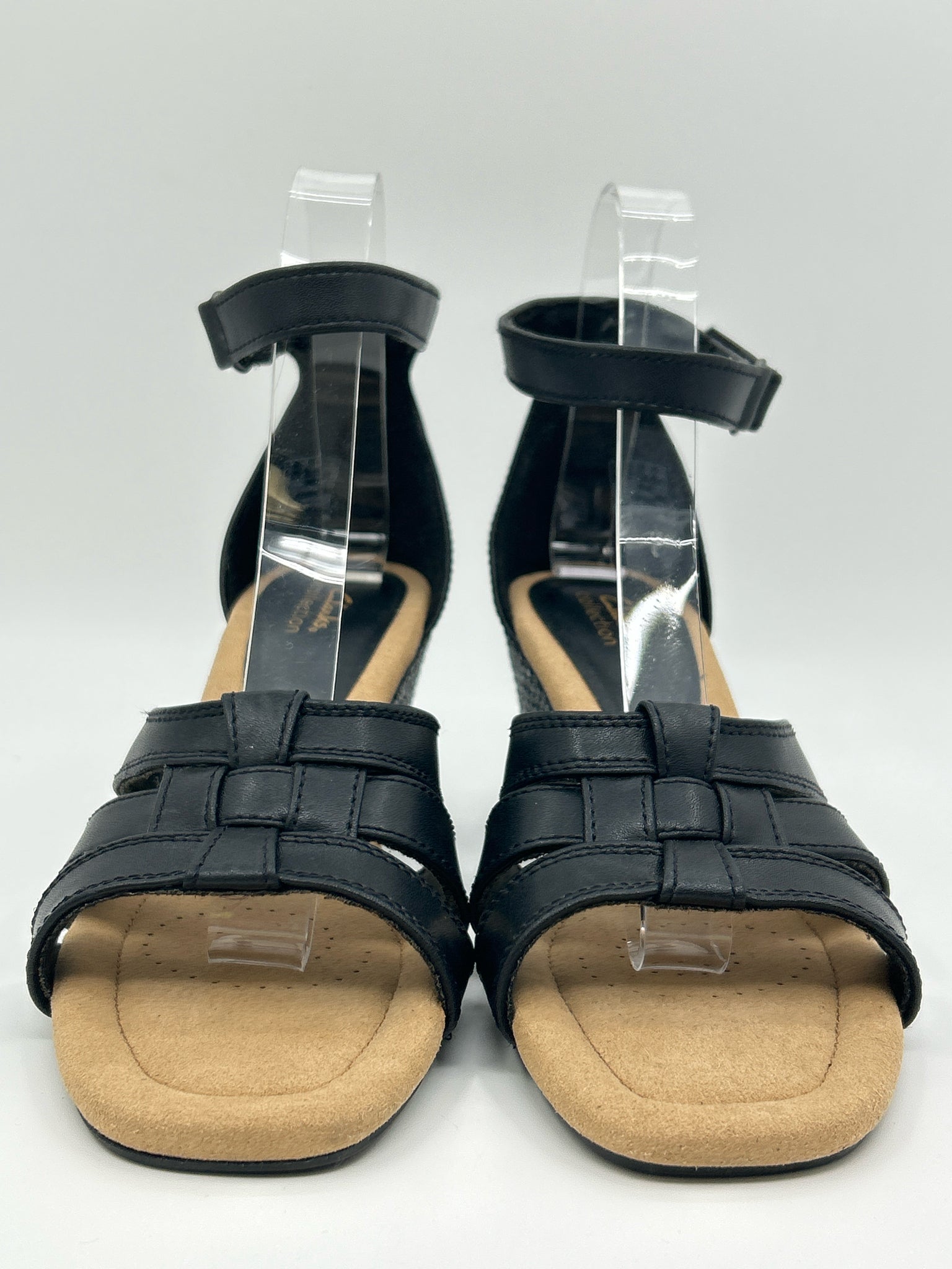 CLARKS COLLECTION Size 9M Black Women Sandal