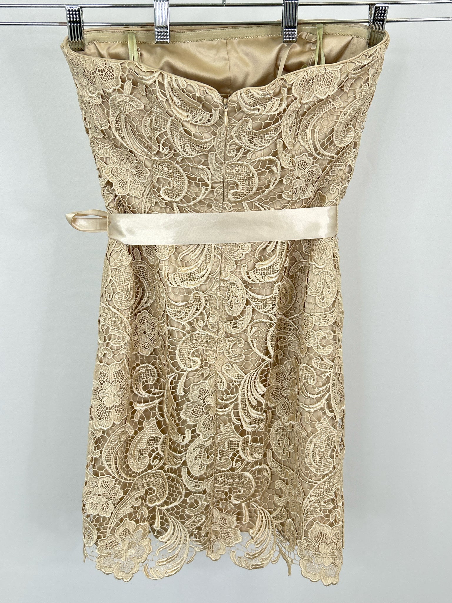 ADRIANNA PAPELL Size 6 Beige Women Dress