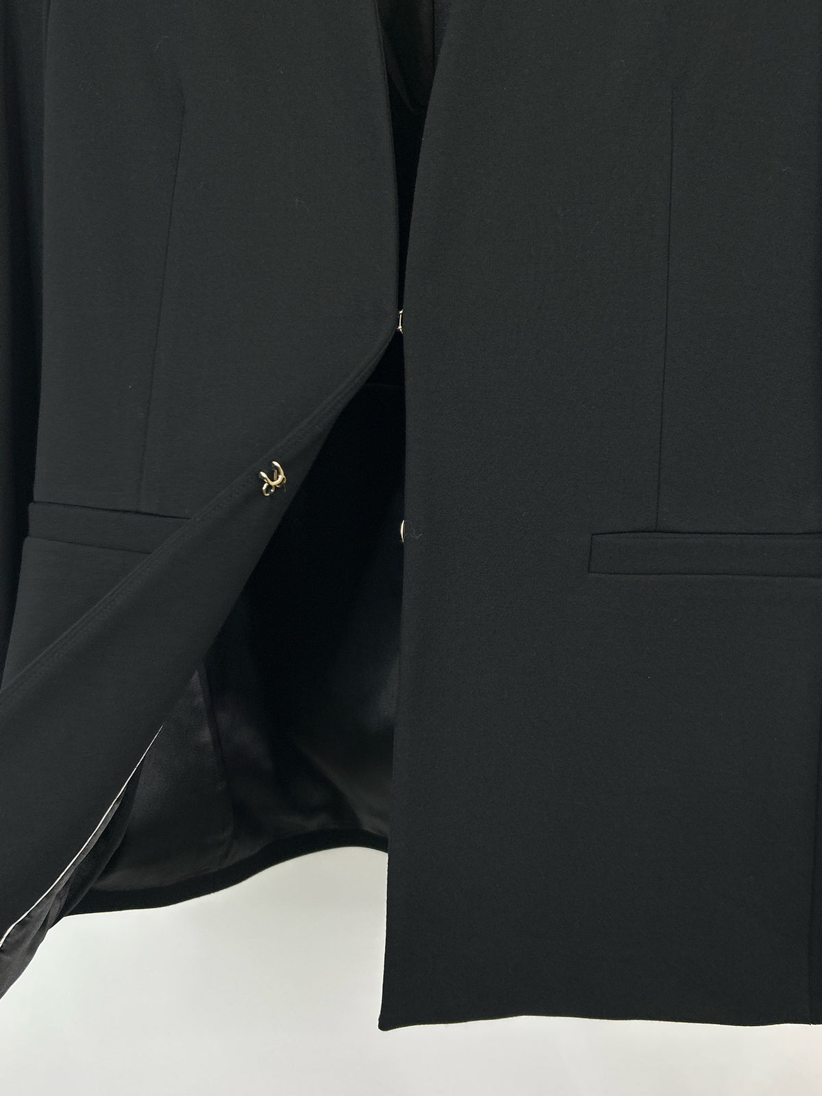 T TAHARI Size 6 Black Women Blazer