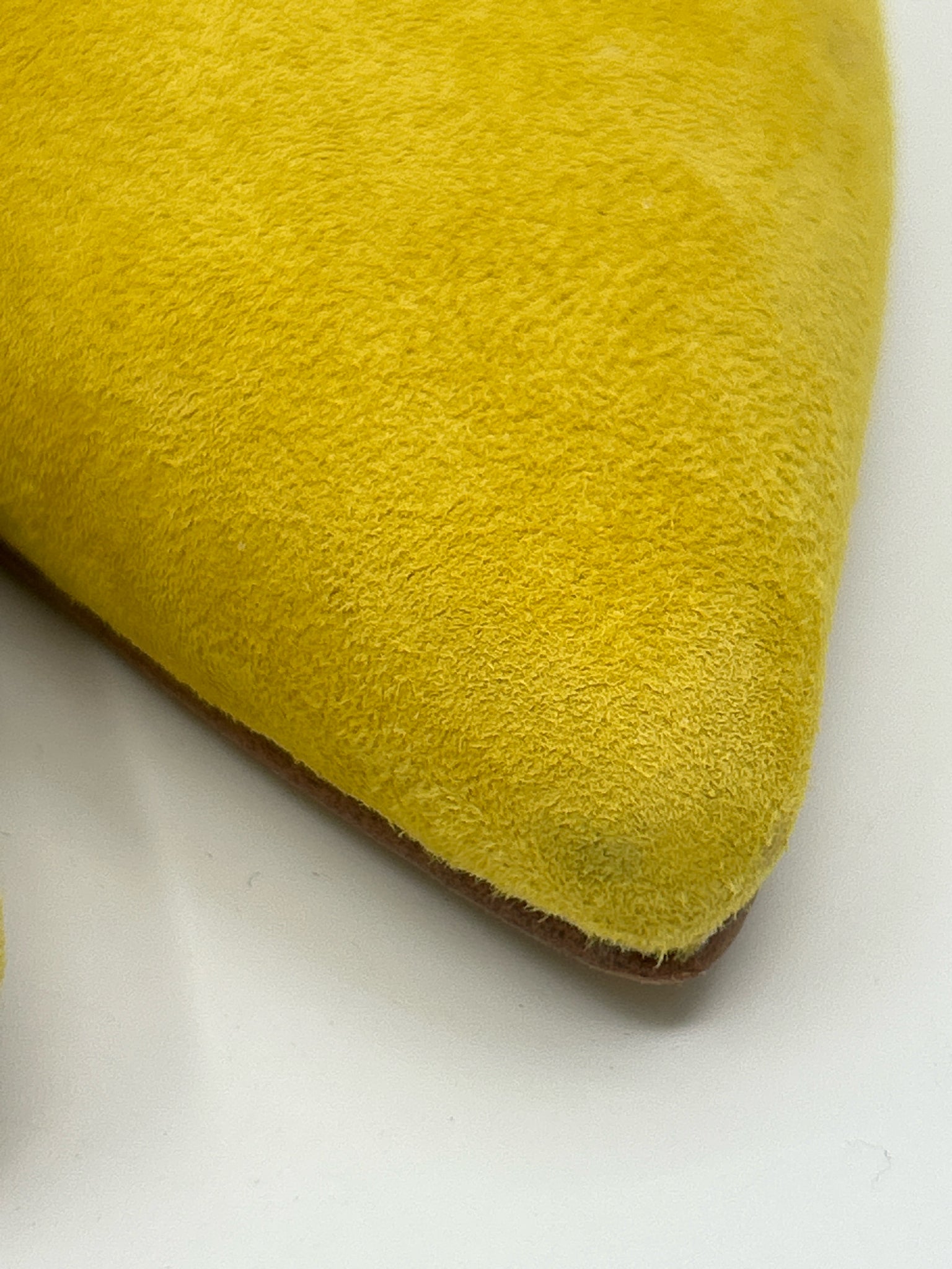MARC FISHER Size 7.5M Yellow Women Pumps