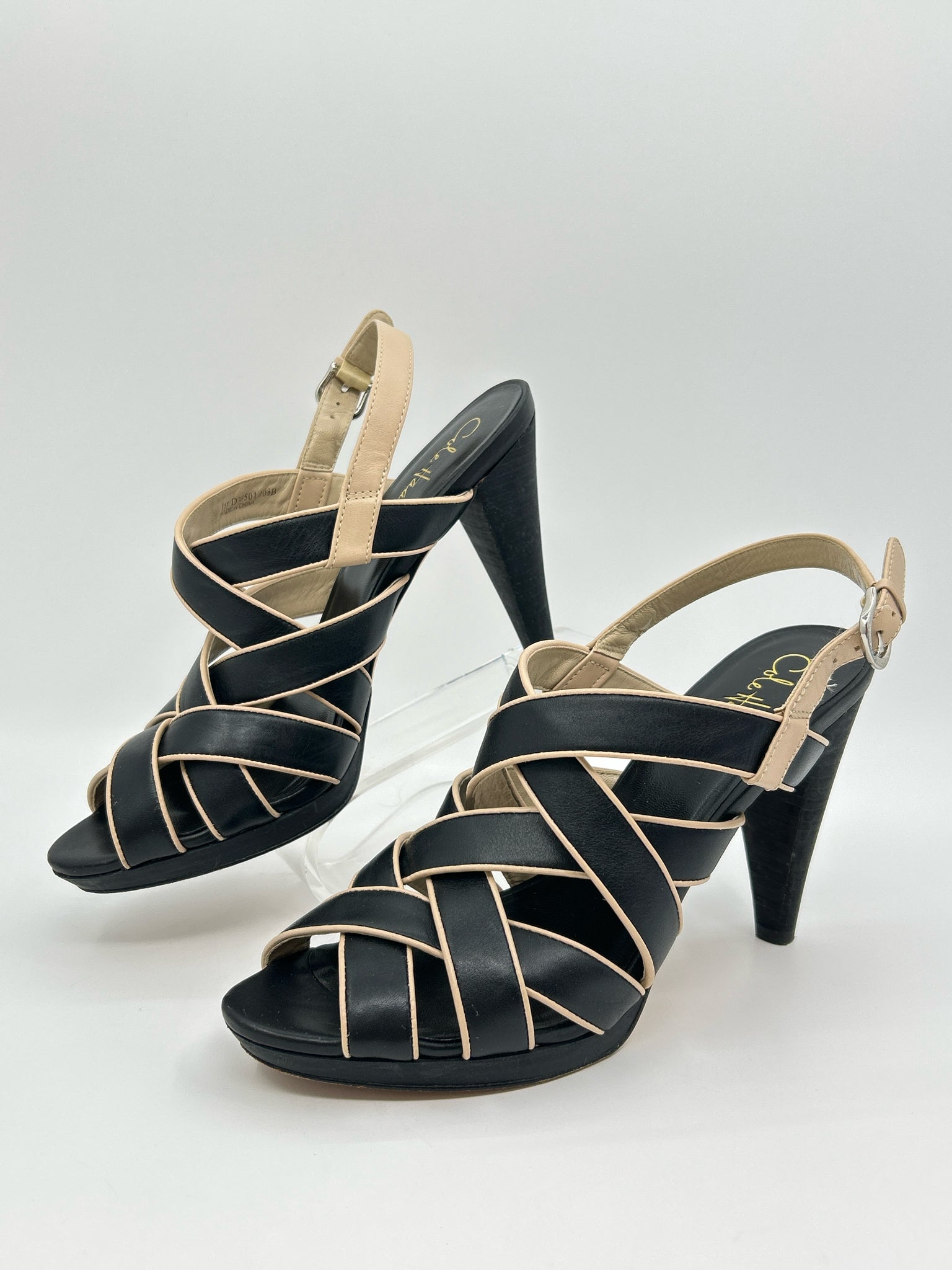 COLE HAAN Size 10.5B black and cream Women Sandal