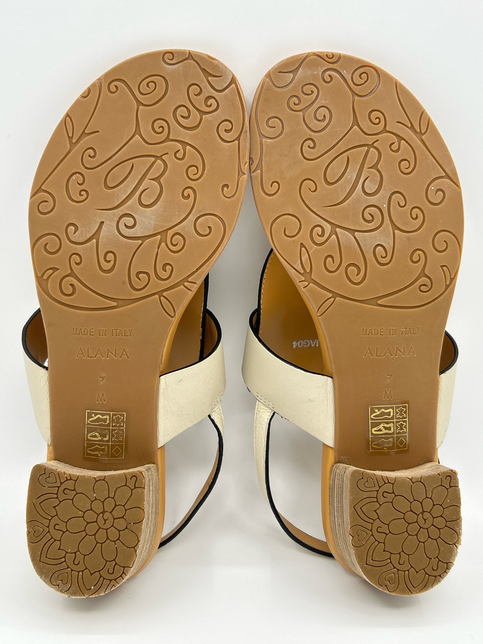 BRIGHTON Size 7M BONE Women Sandal