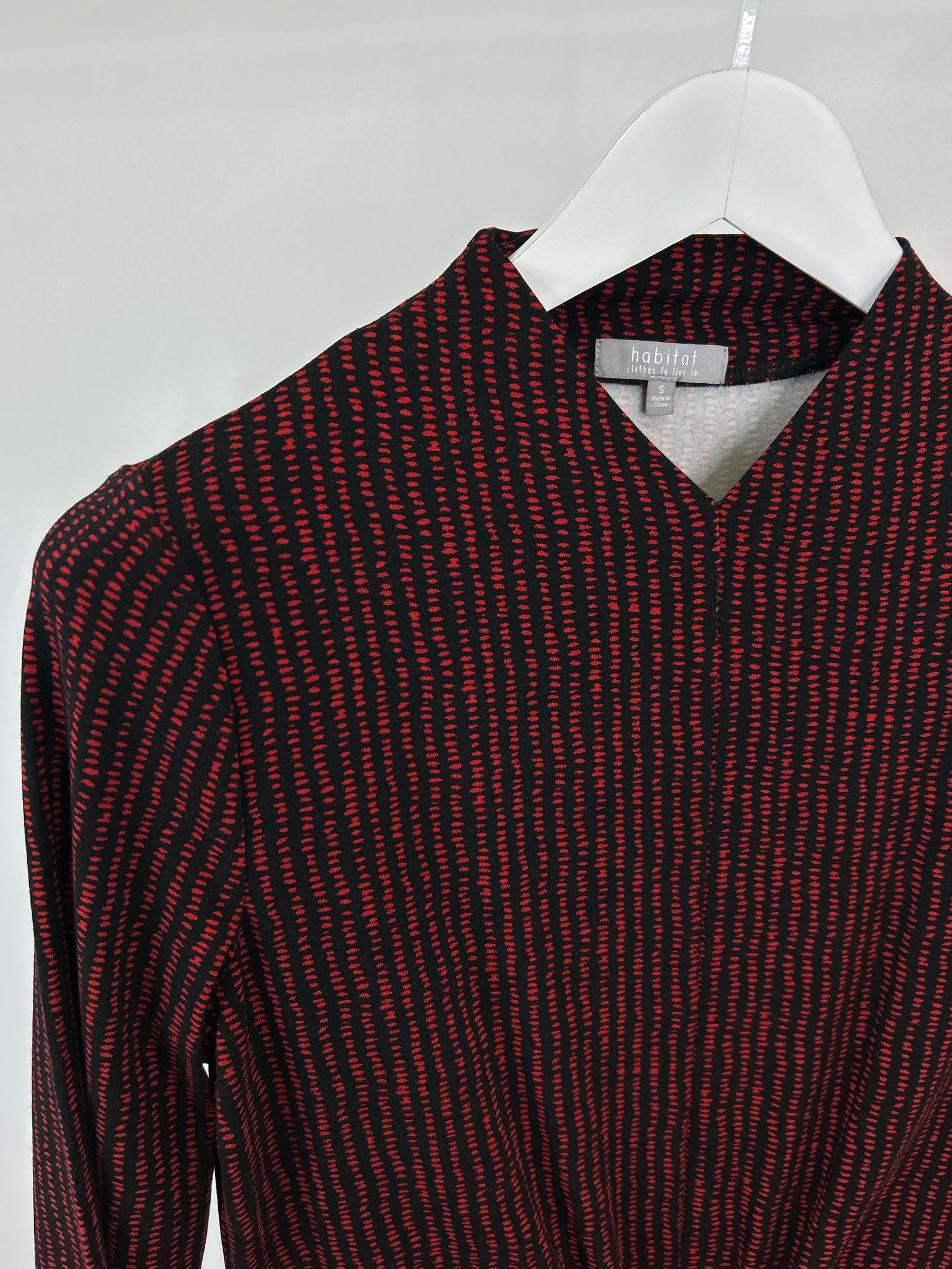 HABITAT Size S Red and Black Women Top NWT