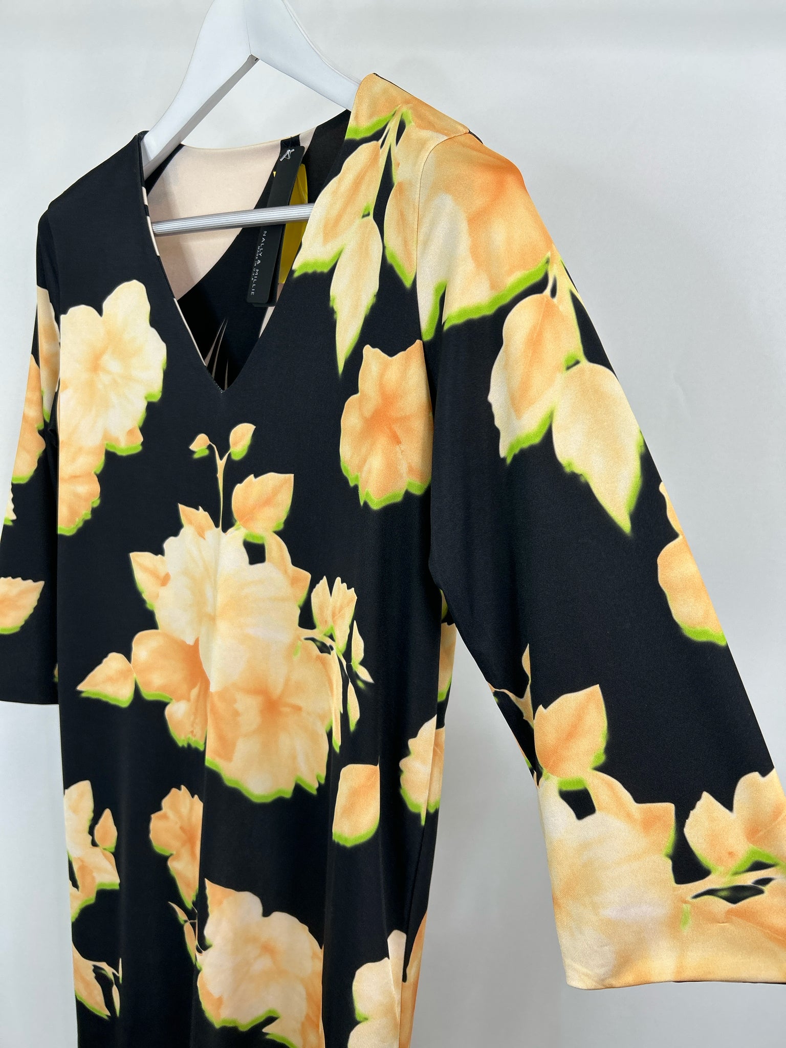NALLY & MILLIE Size S/M Black and Peach Women Dress