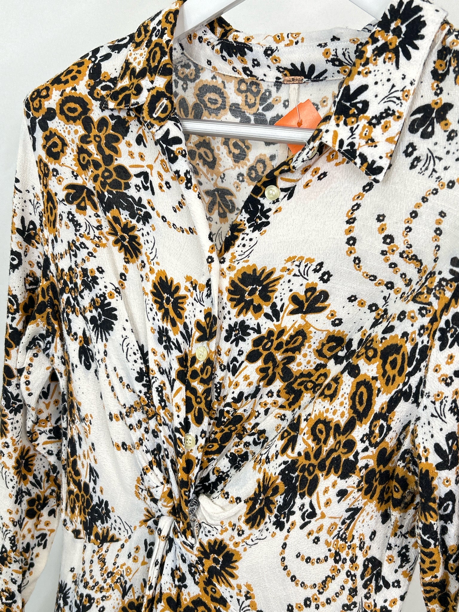 FREE PEOPLE Size 6 gold print Women Dress