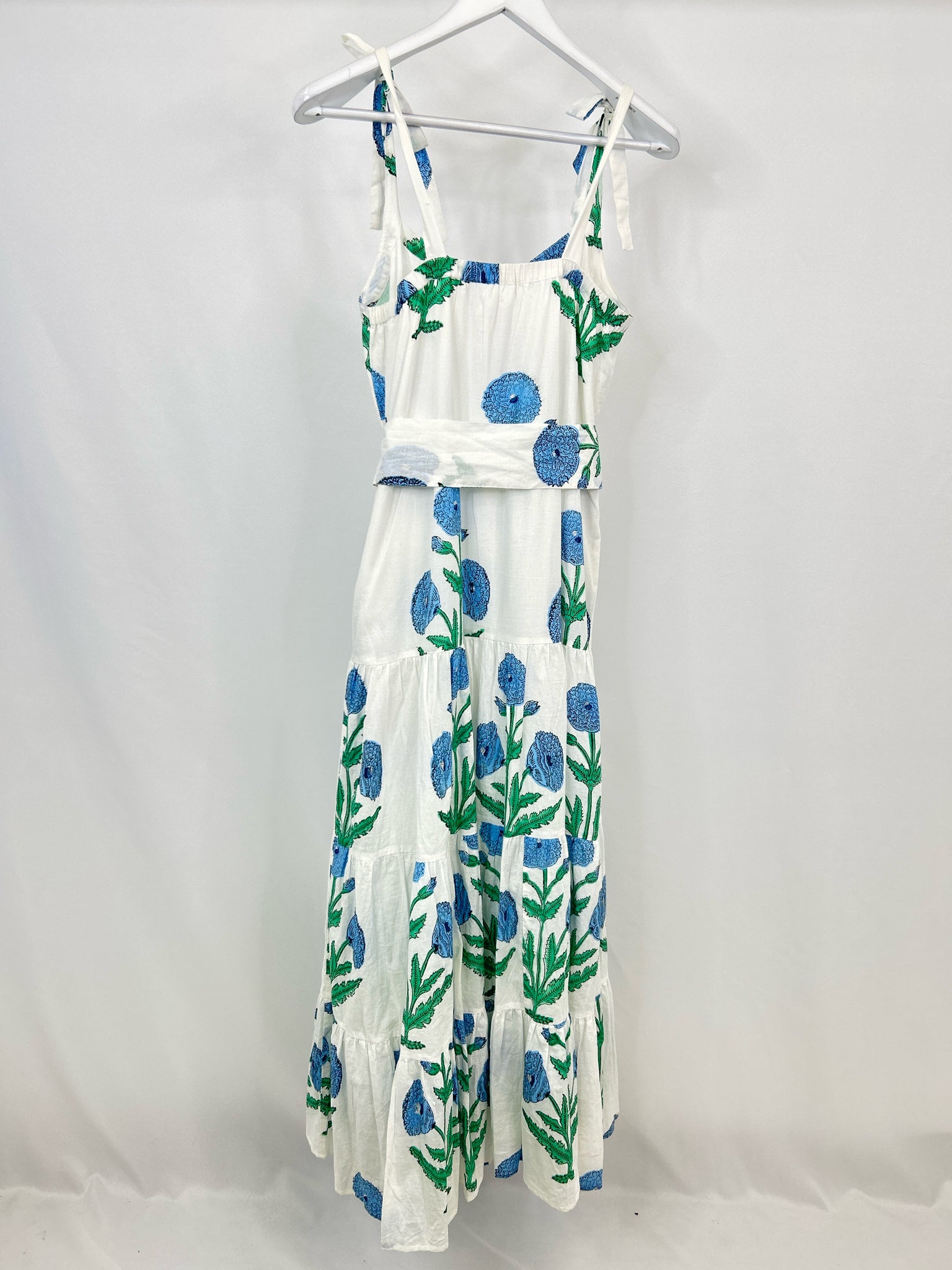 BEAU & RO Size M White Floral Women Dress