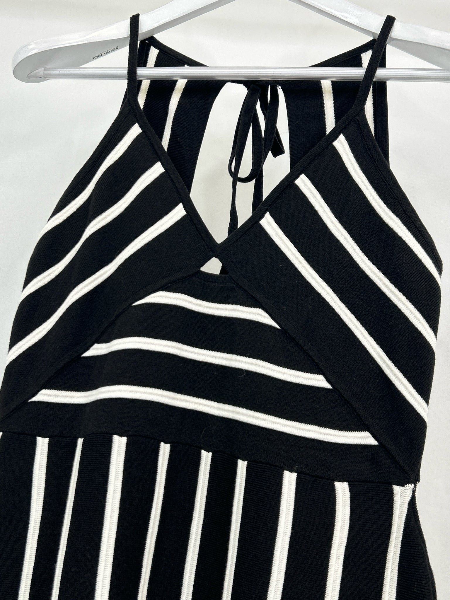 White House Black Market Size S White and black Women Dress
