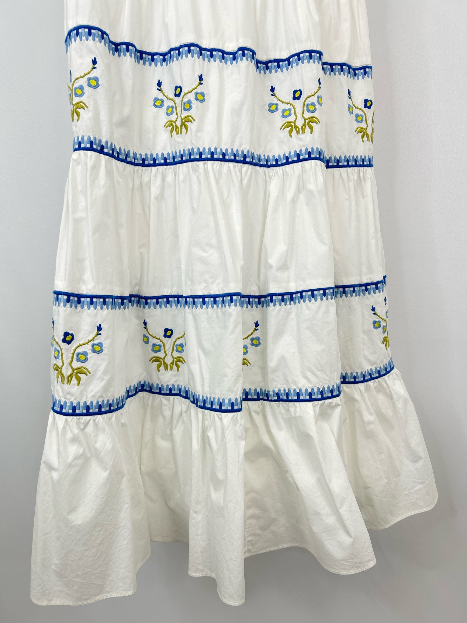 English Factory Size S White Floral Women Dress