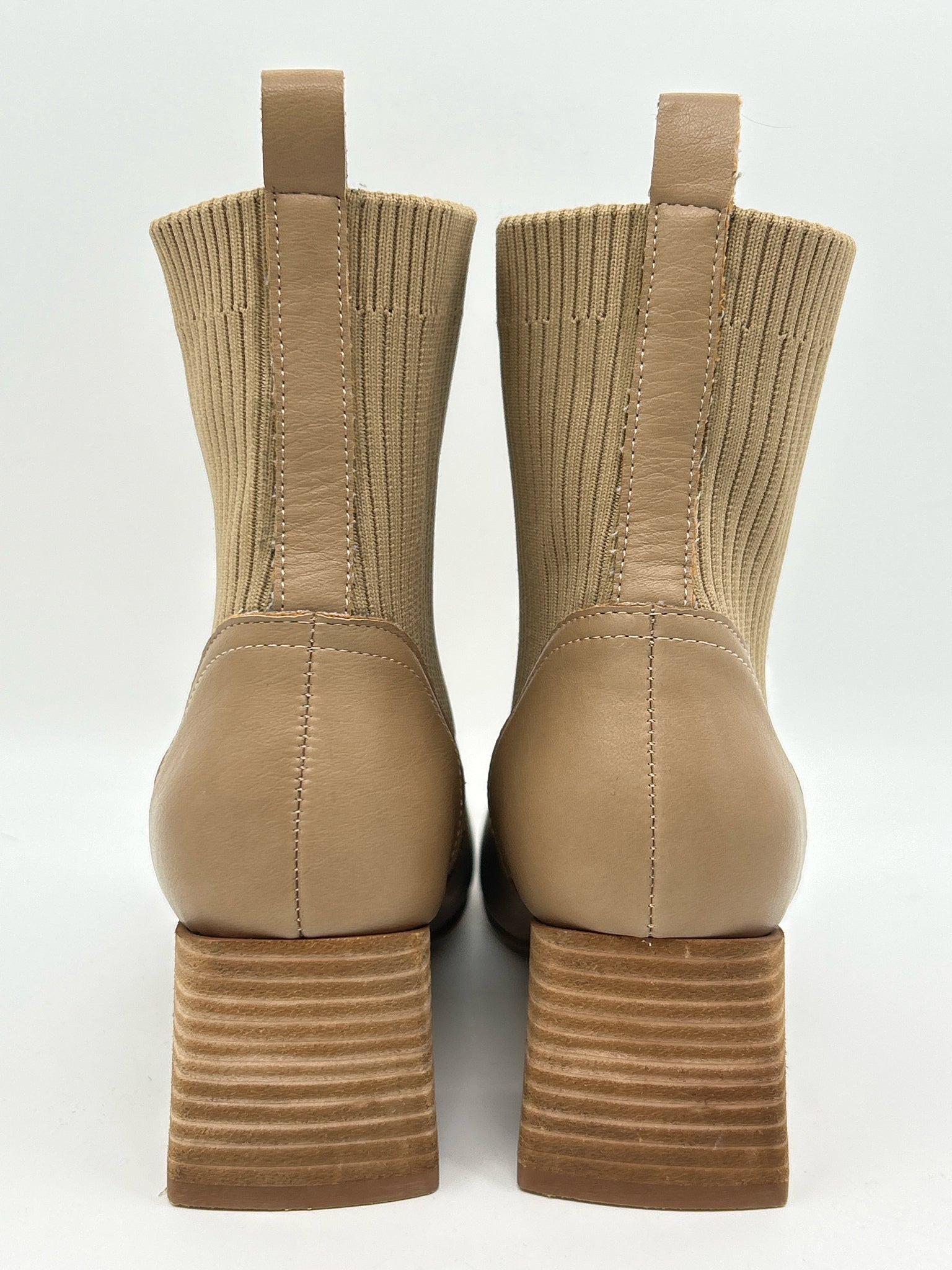 OASIS SOCIETY Size 8.5 Taupe Women Booties NWOB
